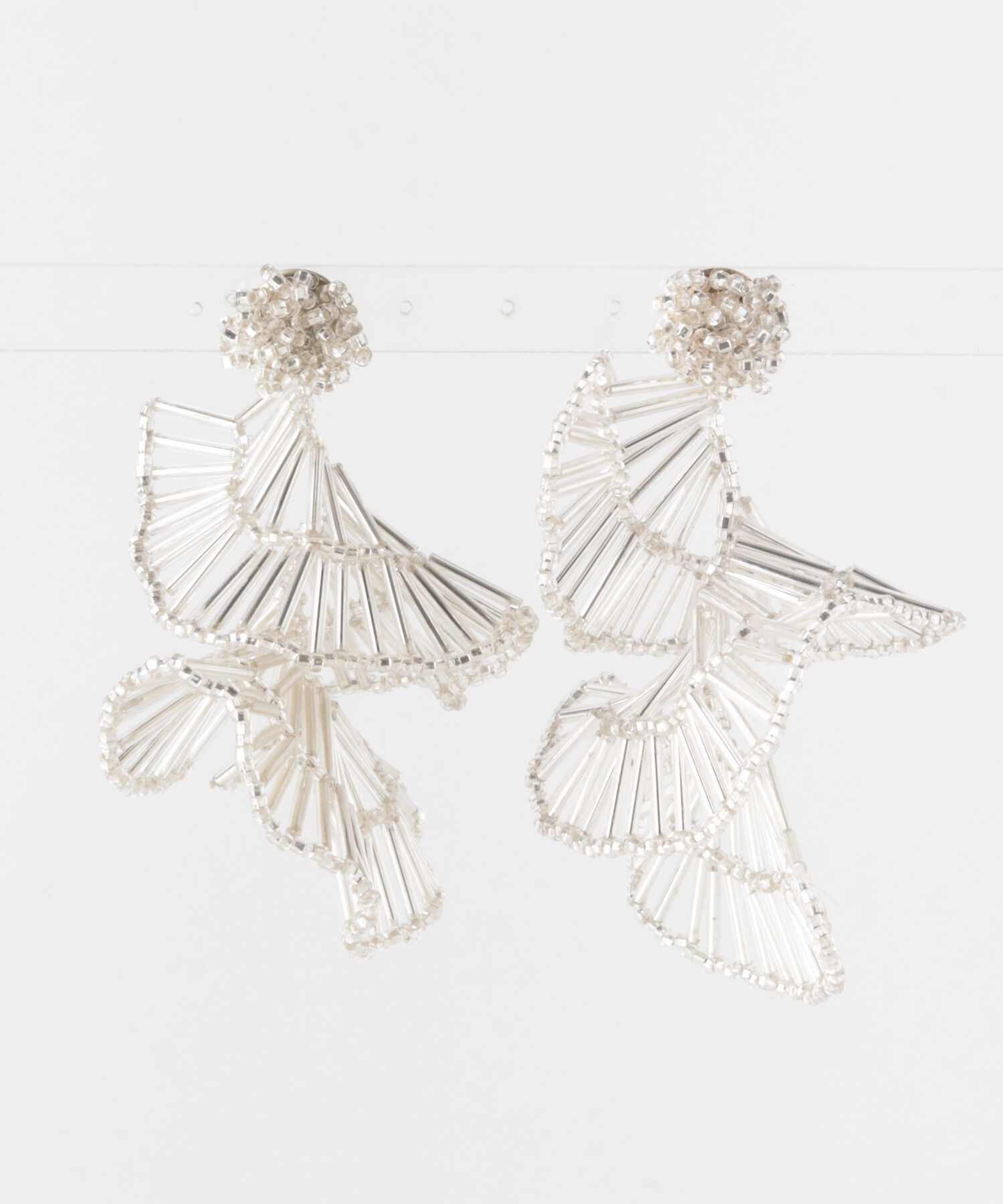 SMELLY「スパイラルビーズデザインピアス」|ピアス|