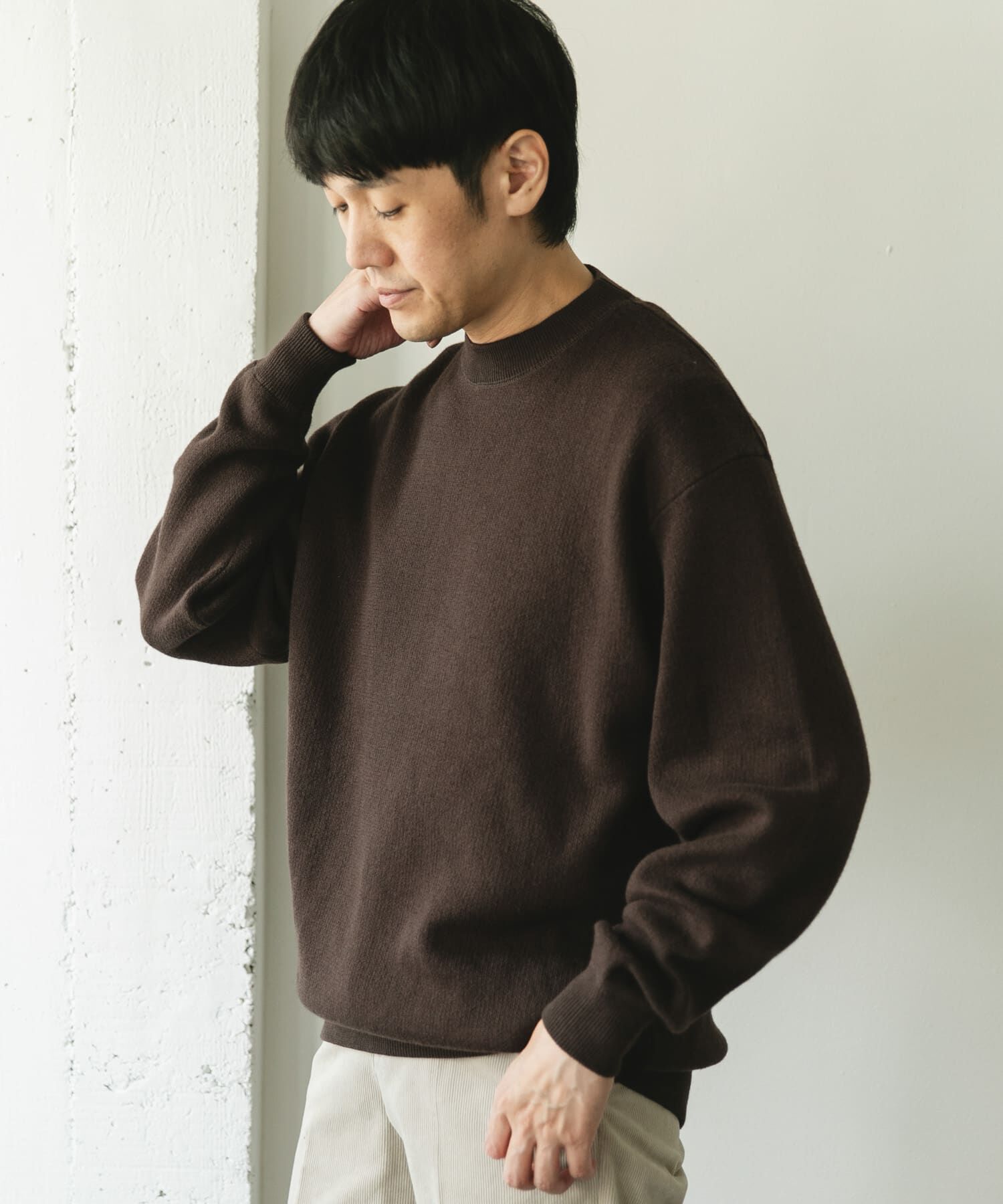 URBAN RESEARCH DOORS「『一部WEB限定カラー』コットンウール クルーネックニット」|ニット・セーター|ブラウン