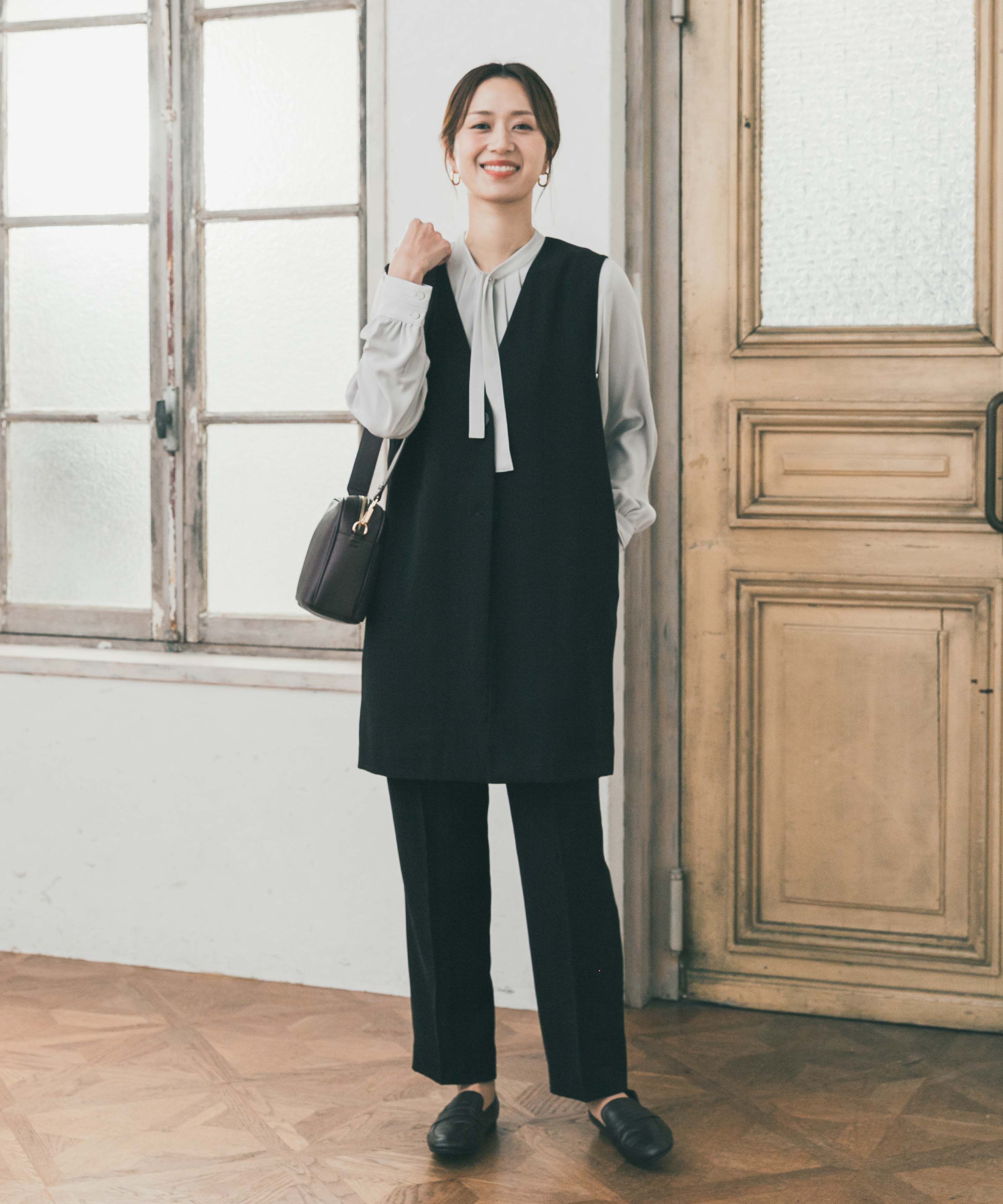 URBAN RESEARCH DOORS「リボンポイントタックブラウス」|シャツ・ブラウス|