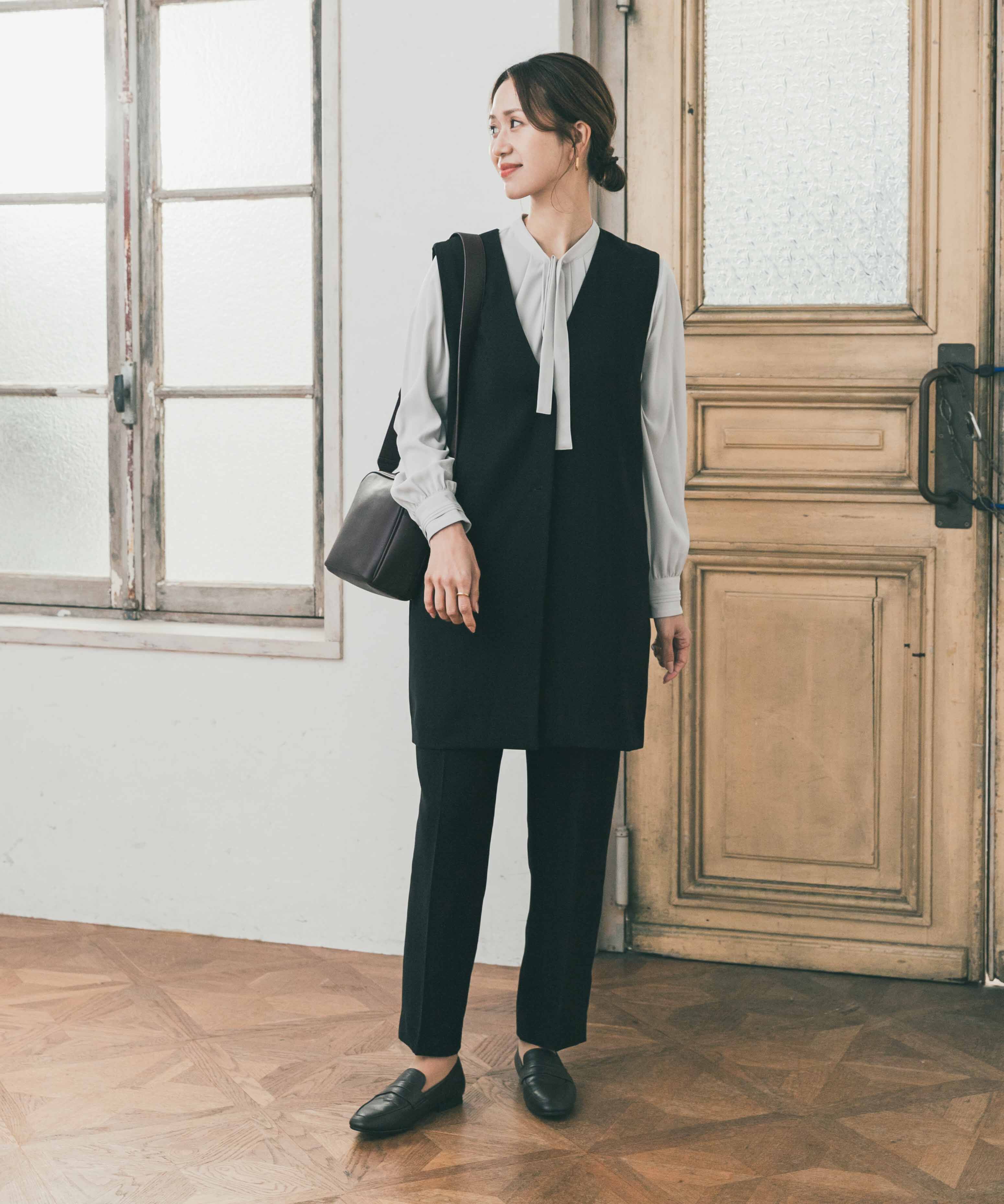 URBAN RESEARCH DOORS「リボンポイントタックブラウス」|シャツ・ブラウス|