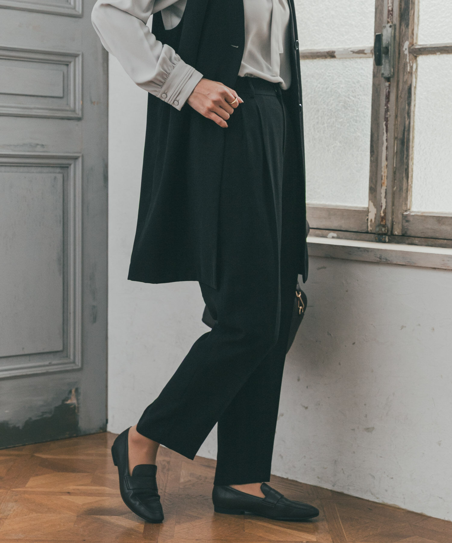 URBAN RESEARCH DOORS「ドレステーパードパンツ」|その他|