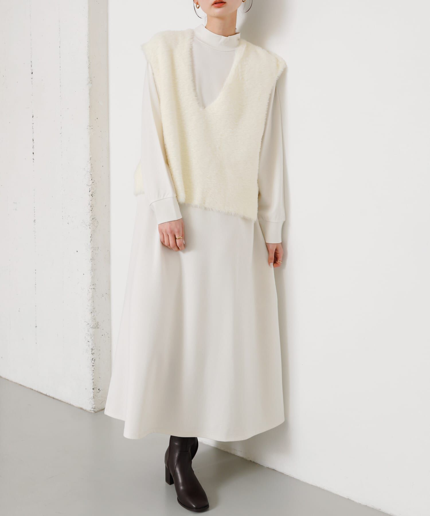 SENSE OF PLACE by URBAN RESEARCH「シャギーベストレイヤードワンピース」|ワンピース|