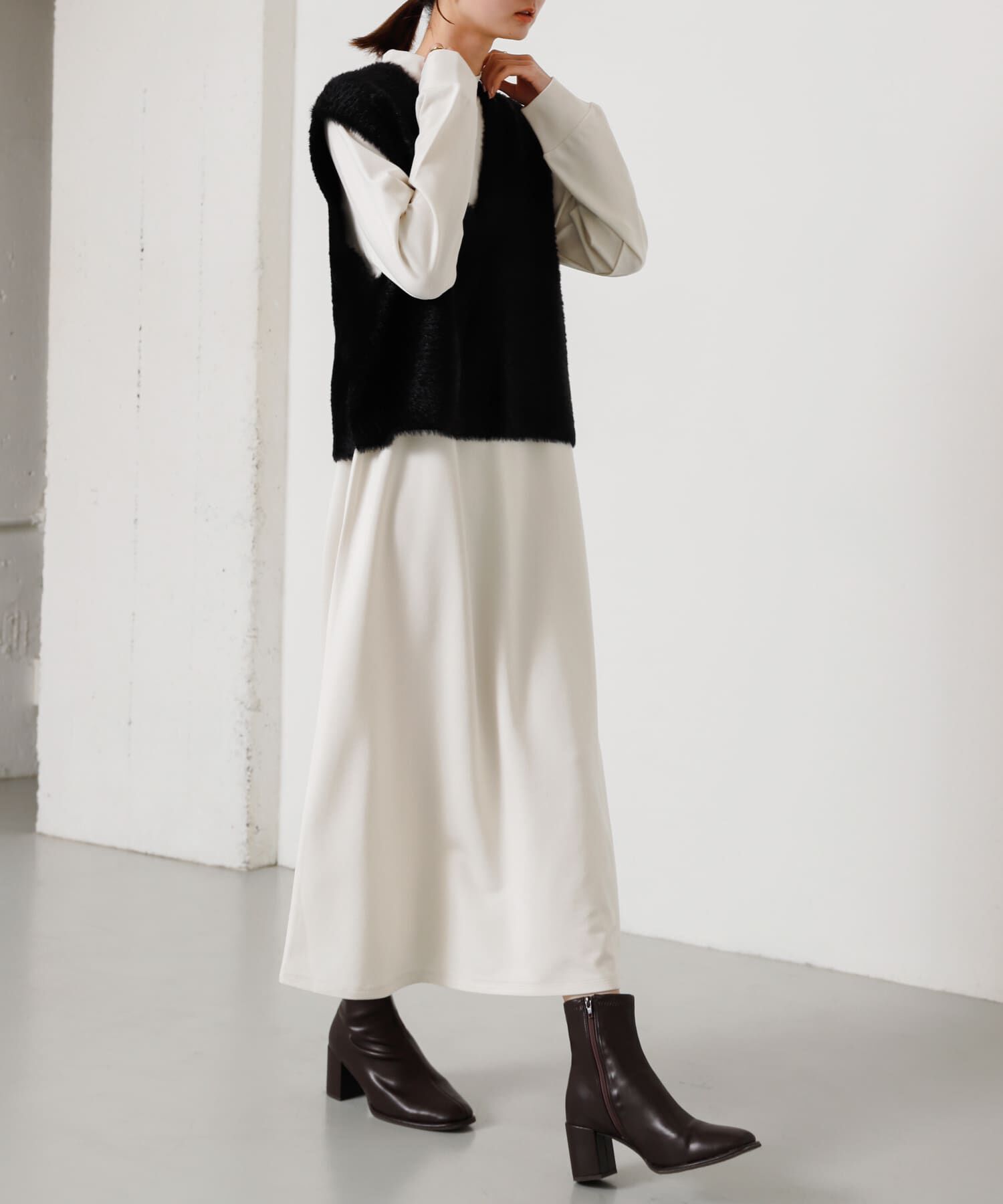 SENSE OF PLACE by URBAN RESEARCH「シャギーベストレイヤードワンピース」|ワンピース|