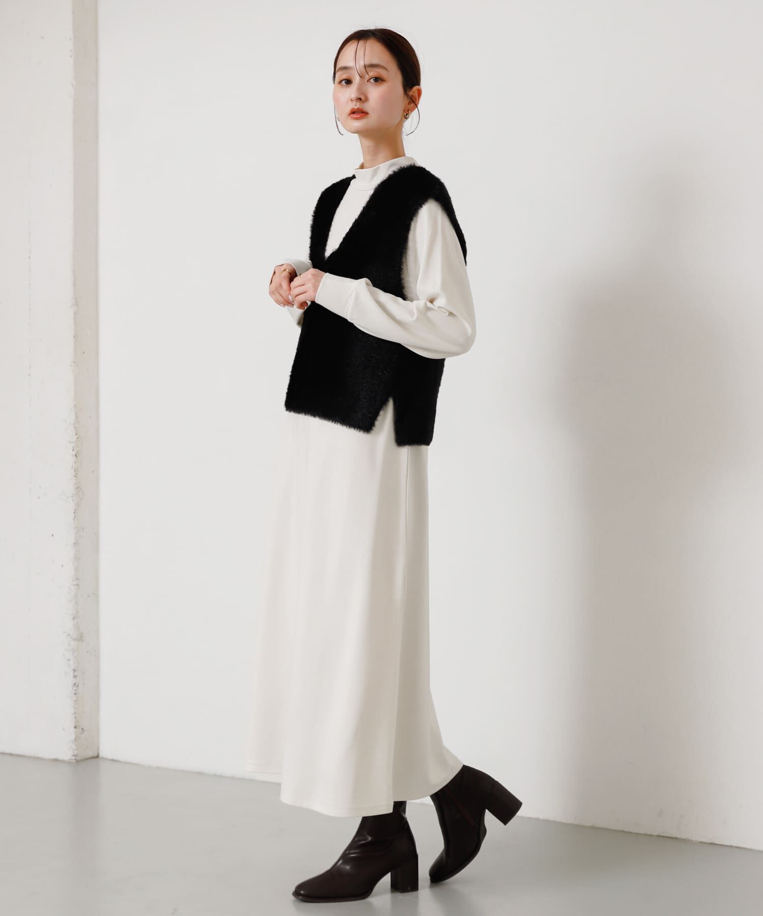 SENSE OF PLACE by URBAN RESEARCH「シャギーベストレイヤードワンピース」|ワンピース|