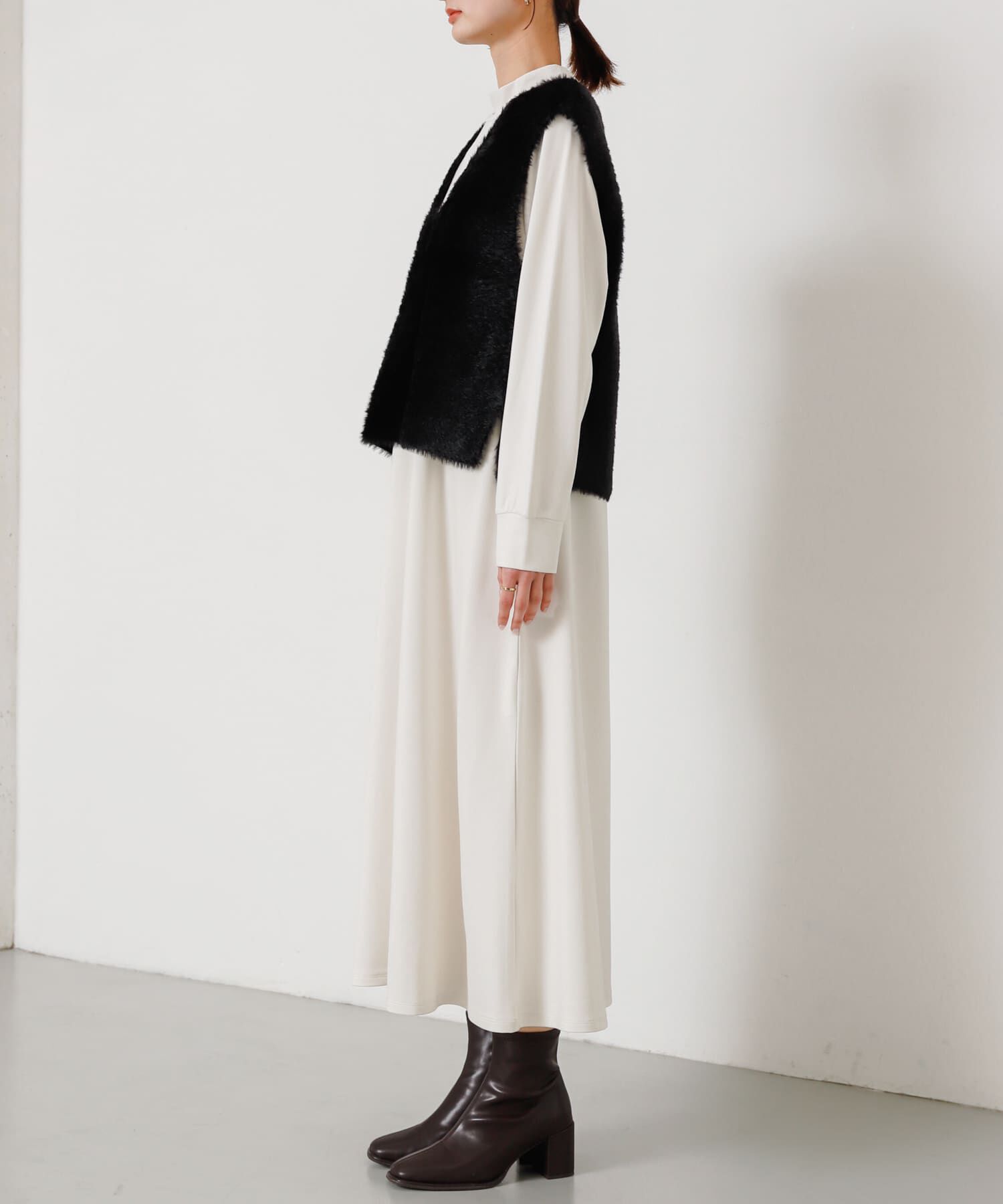 SENSE OF PLACE by URBAN RESEARCH「シャギーベストレイヤードワンピース」|ワンピース|