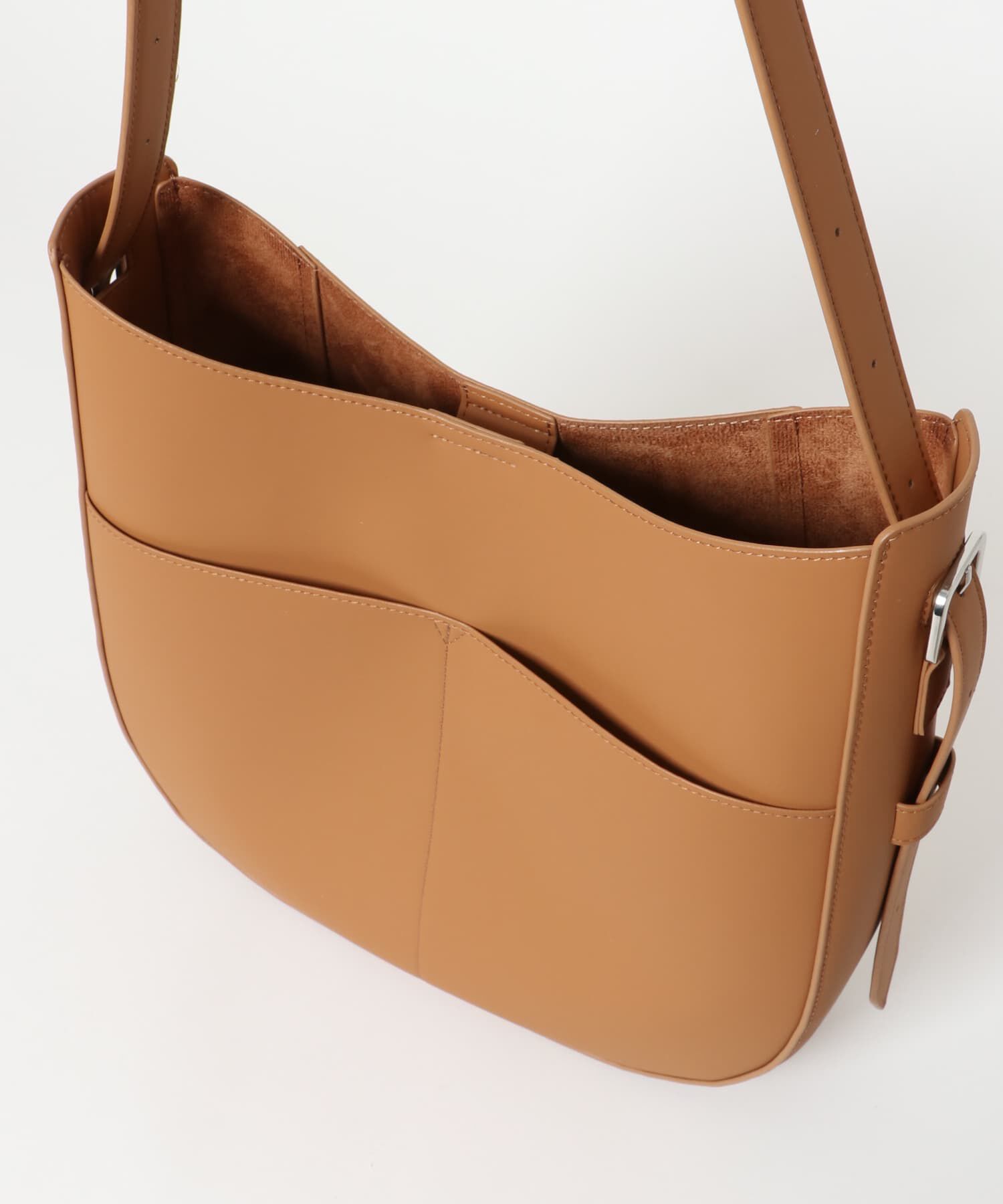 SENSE OF PLACE by URBAN RESEARCH「アウトポケットビッグショルダーバッグ」|ショルダー・メッセンジャー|