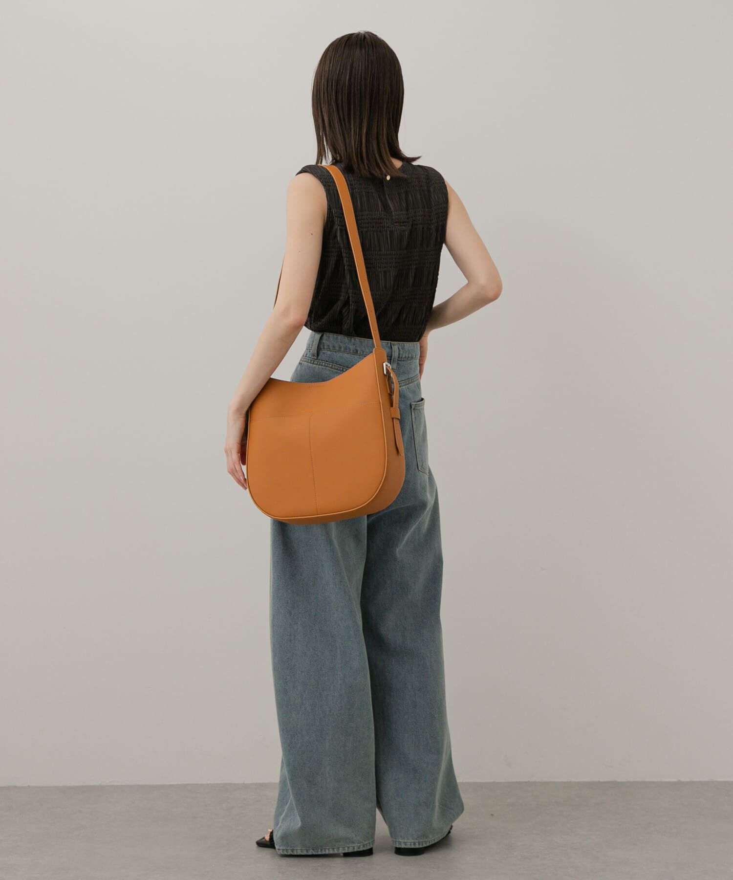 SENSE OF PLACE by URBAN RESEARCH「アウトポケットビッグショルダーバッグ」|ショルダー・メッセンジャー|