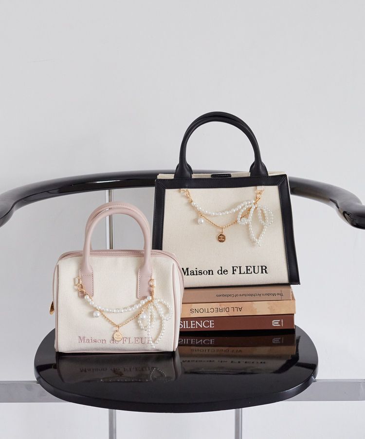Maison de FLEUR「チャーム付きスクエア2Wayバッグ」|トートバッグ|