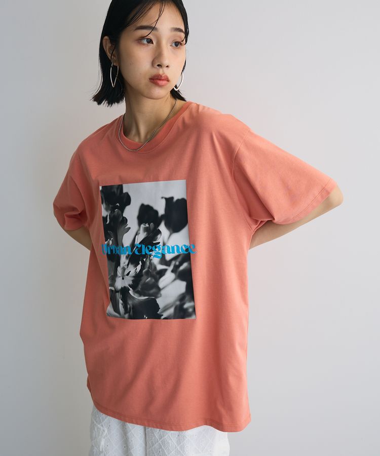 AnriettMusee「レトロフラワーロゴ入りプリントTシャツ」|Tシャツ・カットソー|