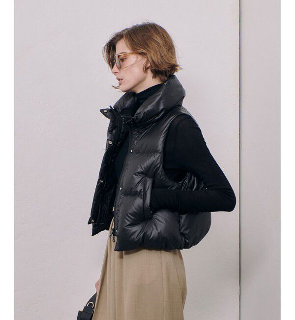 allureville「ライトタフタショートダウンベスト」|ダウンベスト・ベスト|