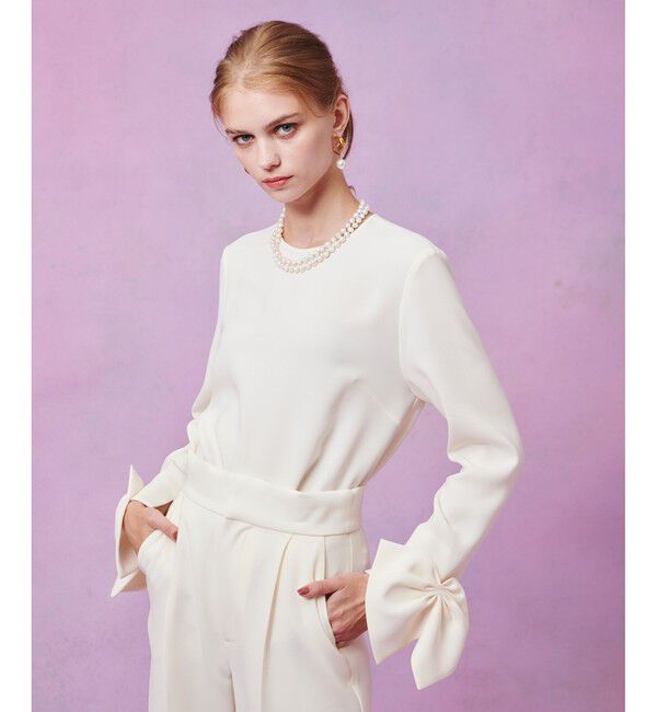 LOULOU WILLOUGHBY「【LOULOU WILLOUGHBY】ダブルクロス袖リボンブラウス」|シャツ・ブラウス|オフホワイト
