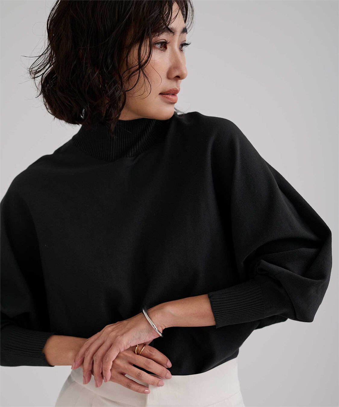 ur's「スポンディッシュハイネックドルマンスリーブニット」|ニット・セーター|