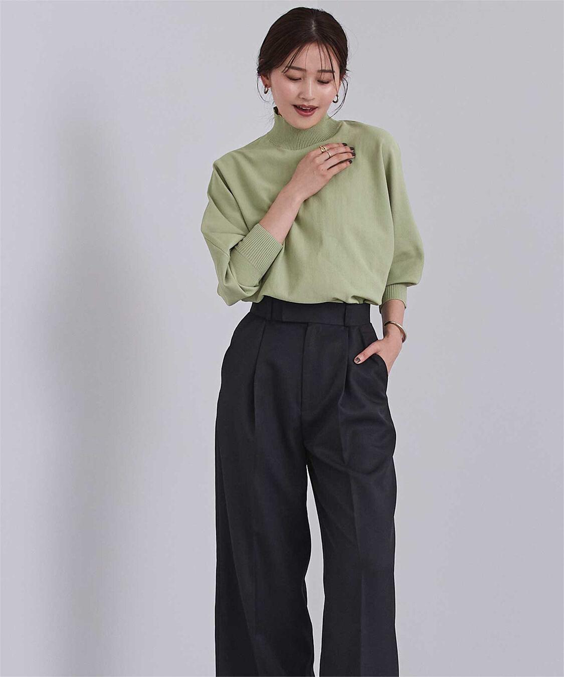 ur's「スポンディッシュハイネックドルマンスリーブニット」|ニット・セーター|