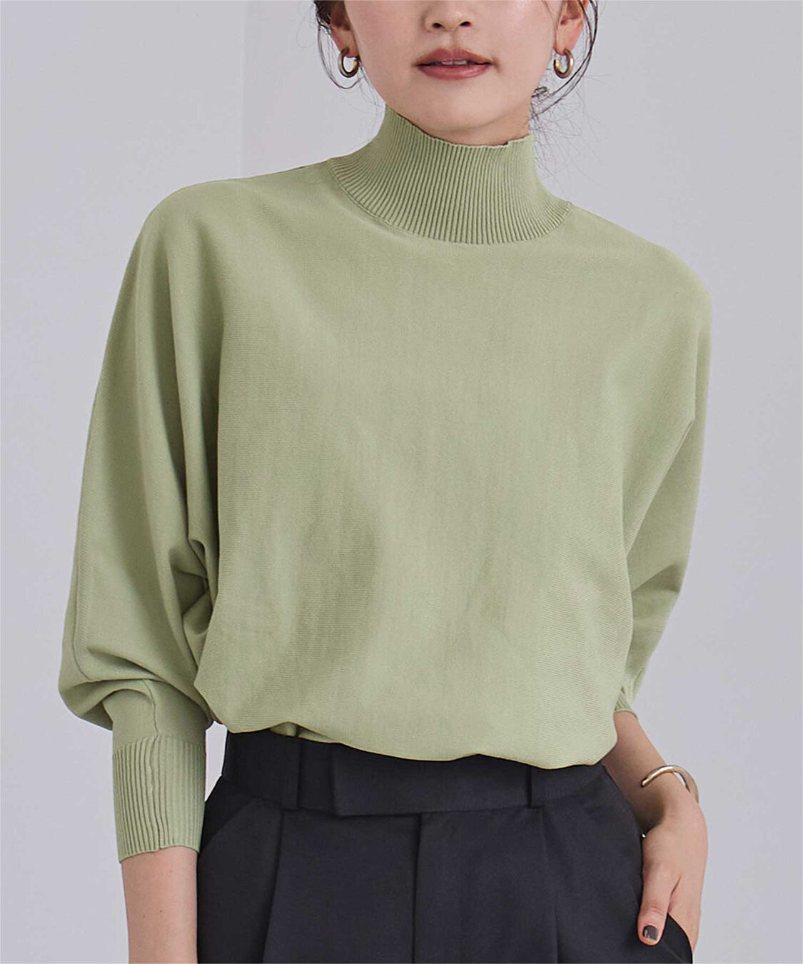 ur's「スポンディッシュハイネックドルマンスリーブニット」|ニット・セーター|