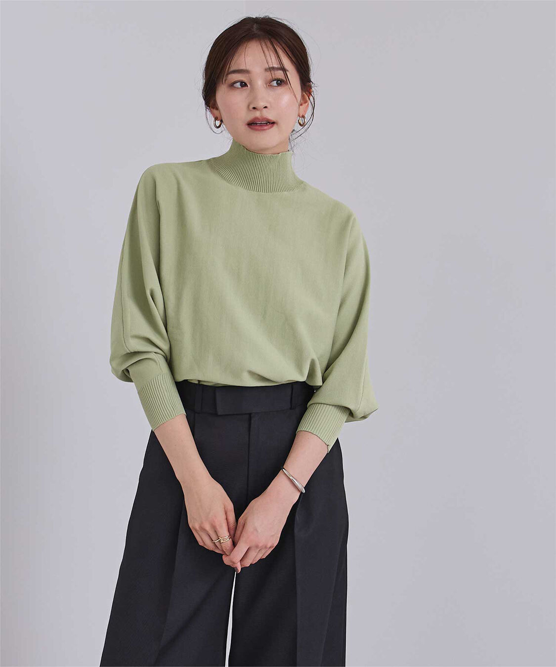 ur's「スポンディッシュハイネックドルマンスリーブニット」|ニット・セーター|