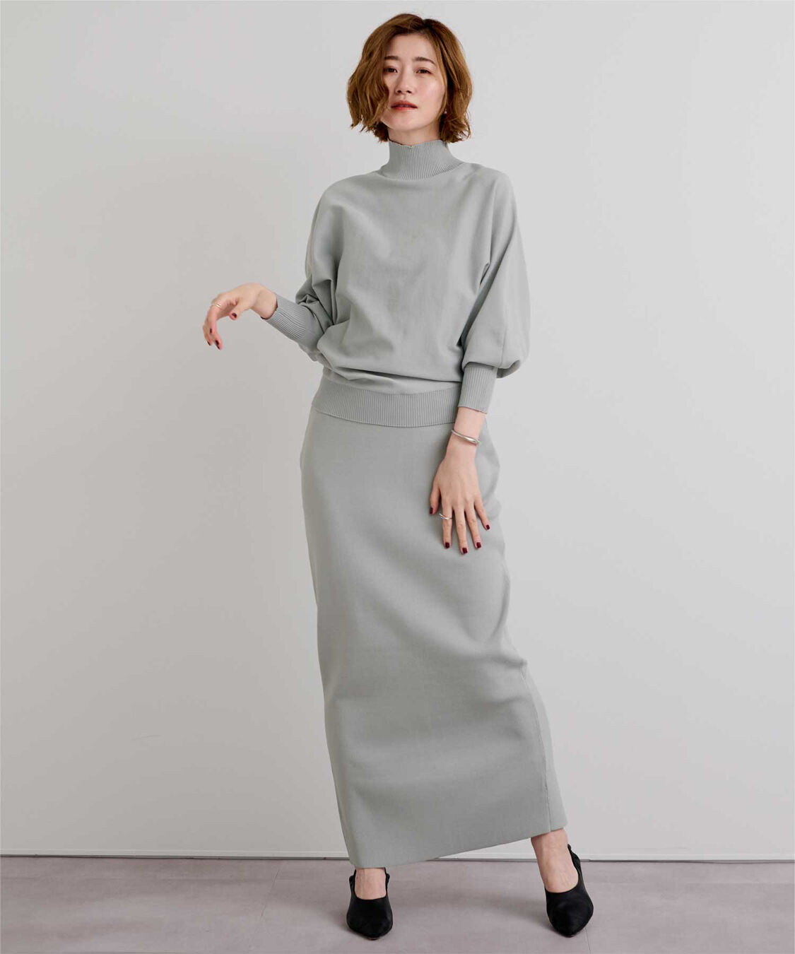 ur's「スポンディッシュハイネックドルマンスリーブニット」|ニット・セーター|