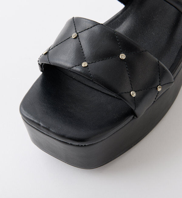  「【前田大翔さんyoutubeセレクトアイテム】ビジュースタッズキルトサンダル」|その他|