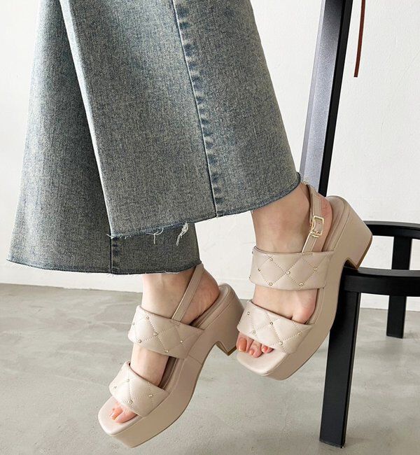  「【前田大翔さんyoutubeセレクトアイテム】ビジュースタッズキルトサンダル」|その他|