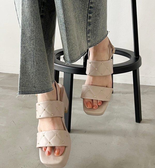  「【前田大翔さんyoutubeセレクトアイテム】ビジュースタッズキルトサンダル」|その他|