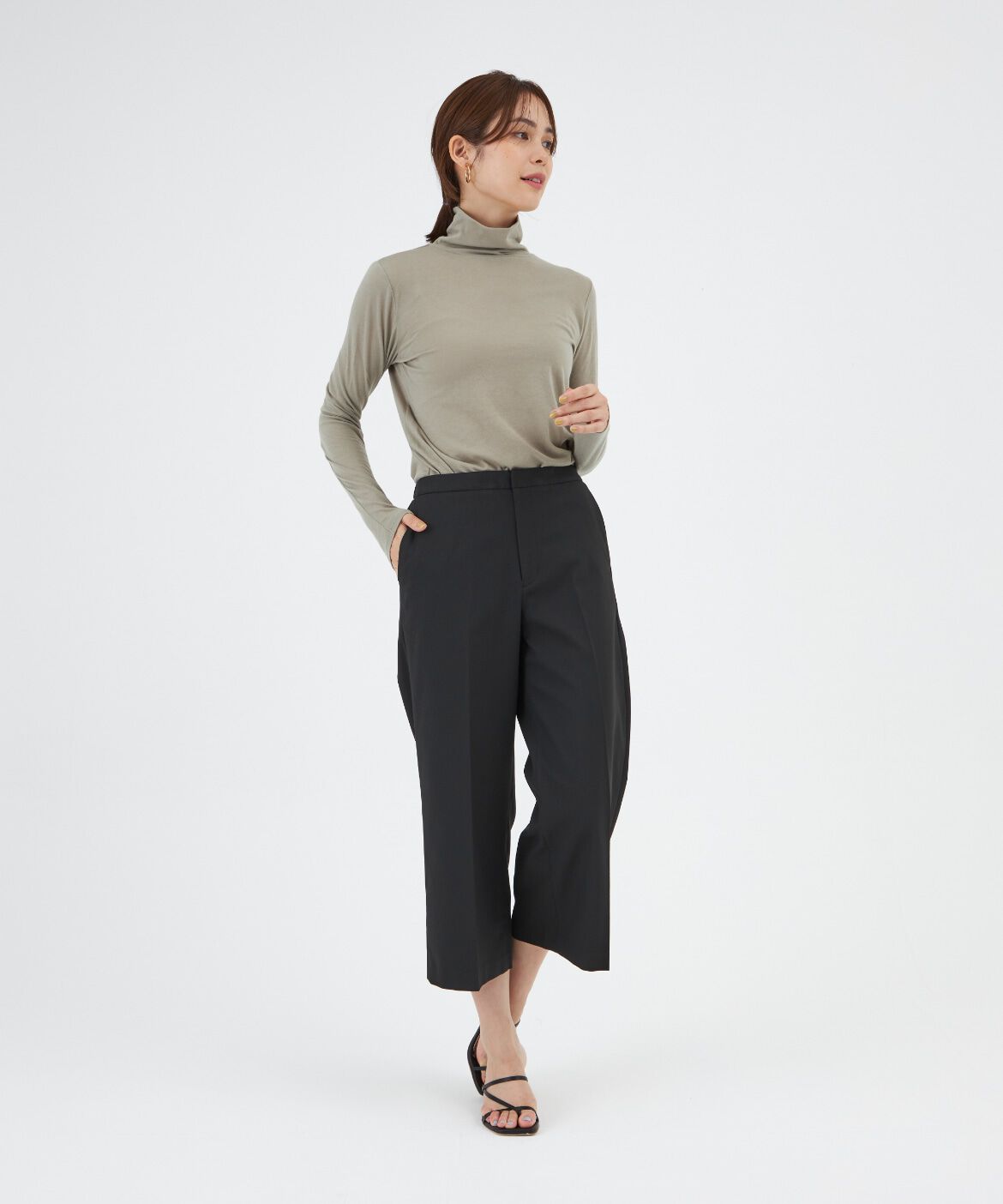 I.T.'S international「ハイネックシアーカットソー」|Tシャツ・カットソー|