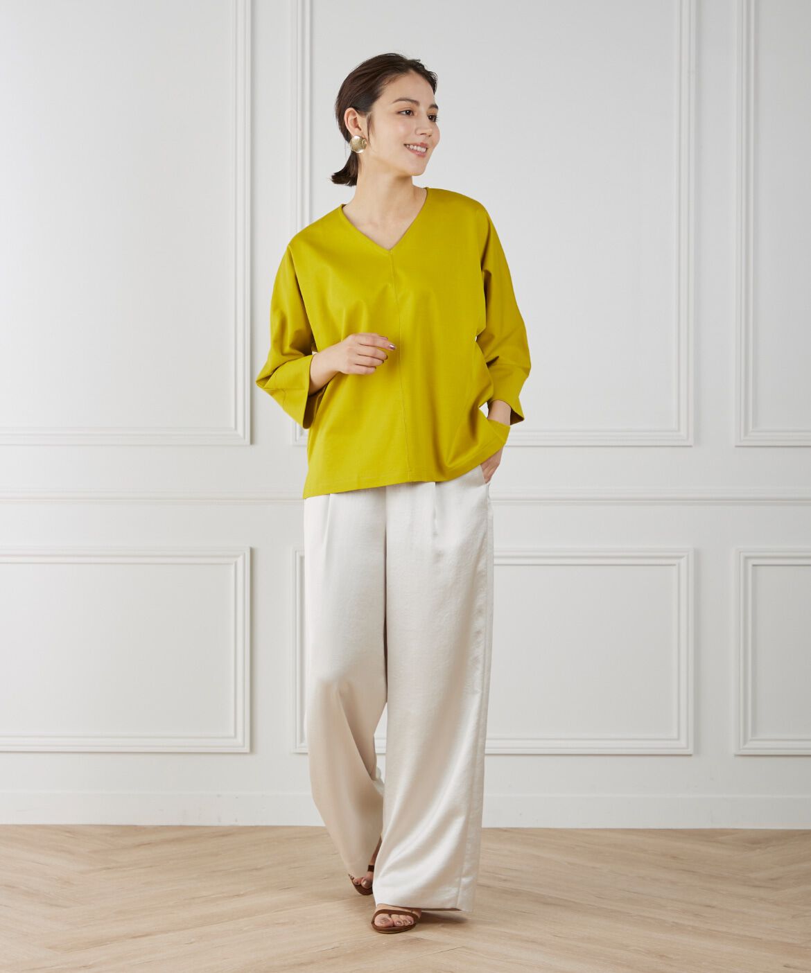 INED「《WEB限定》Vネックドルマンカットソー」|Tシャツ・カットソー|