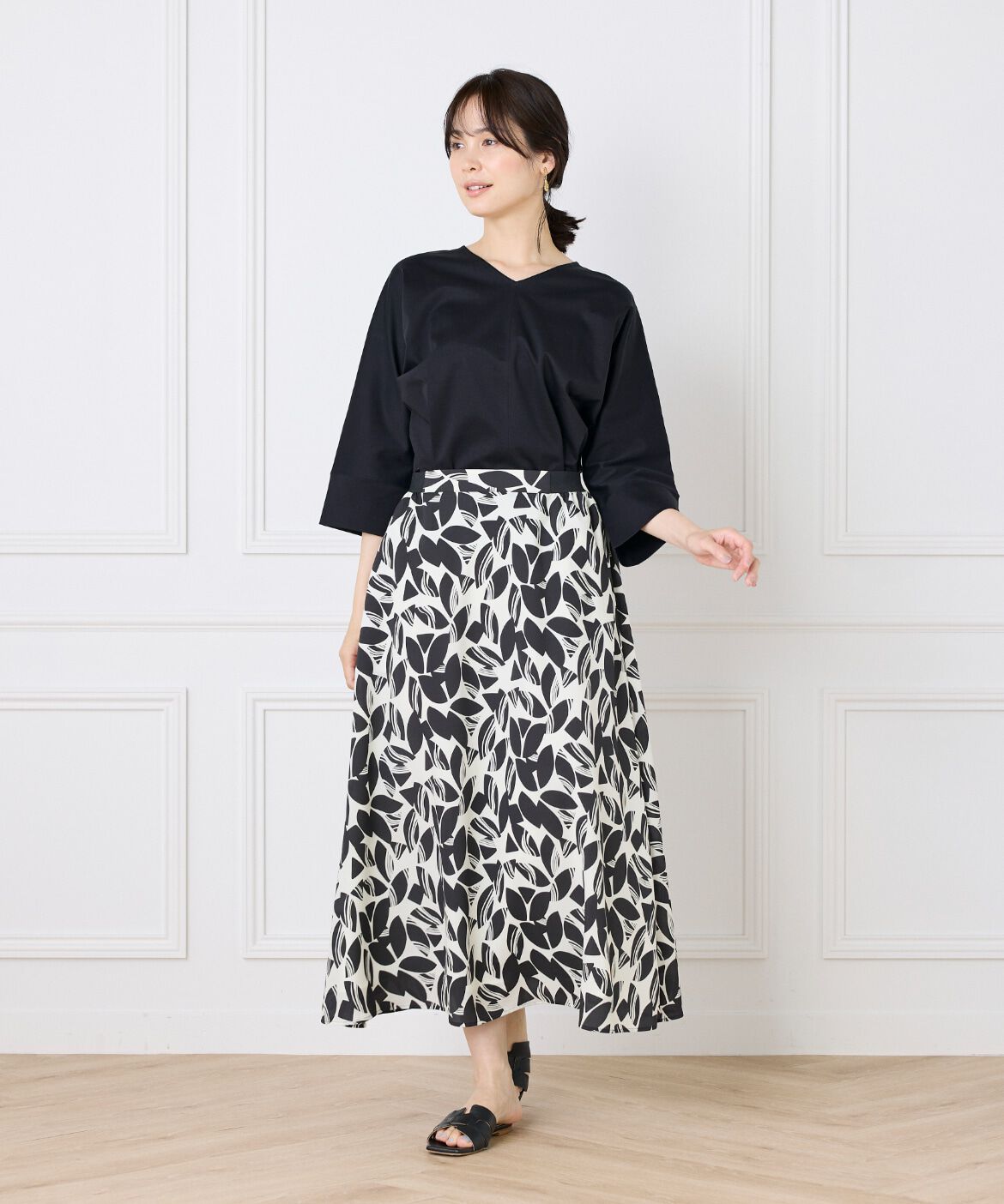 INED「《WEB限定》Vネックドルマンカットソー」|Tシャツ・カットソー|