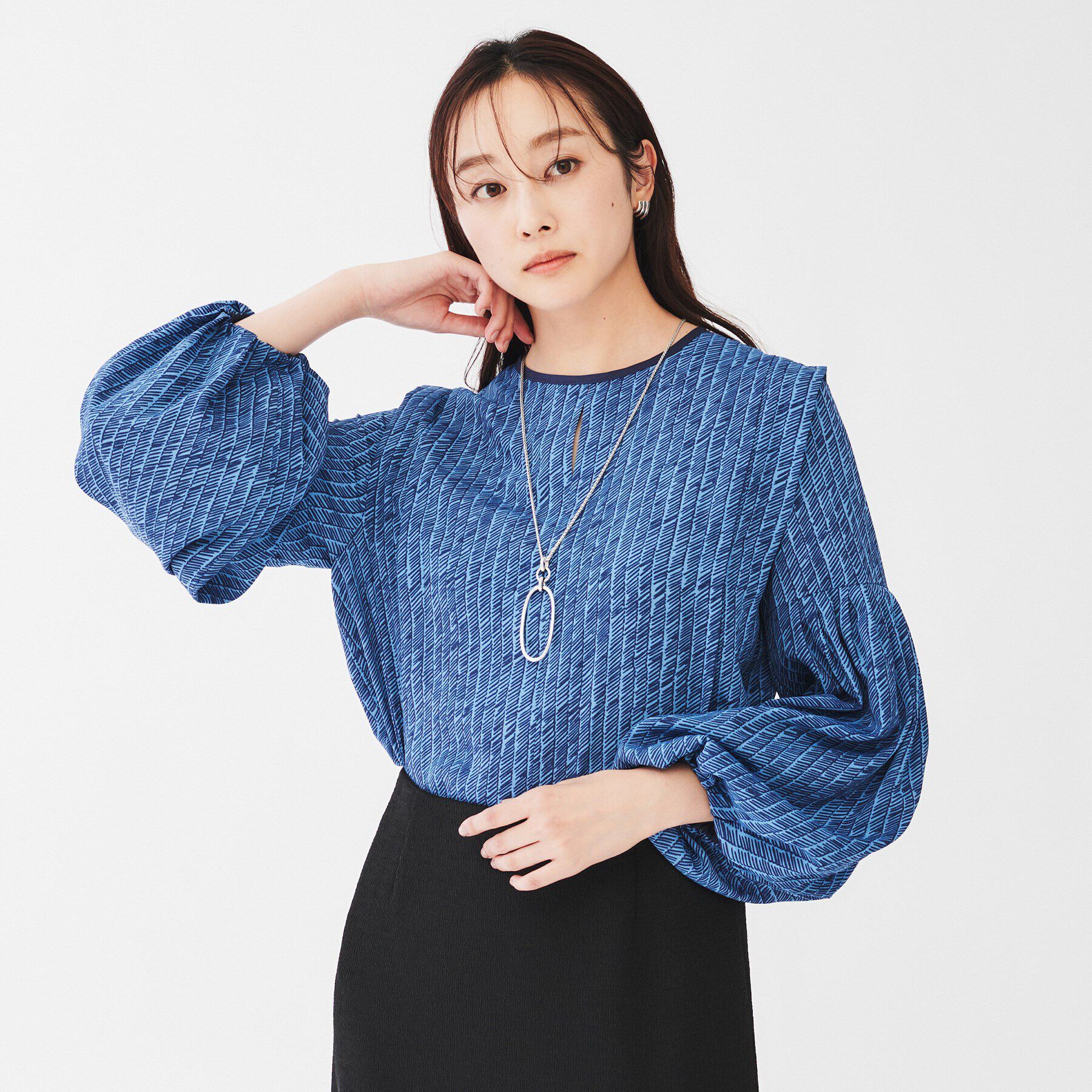 UNTITLED「【ボリューム袖/袖ゴム】ヴィンテージアートへリンボン」|シャツ・ブラウス|