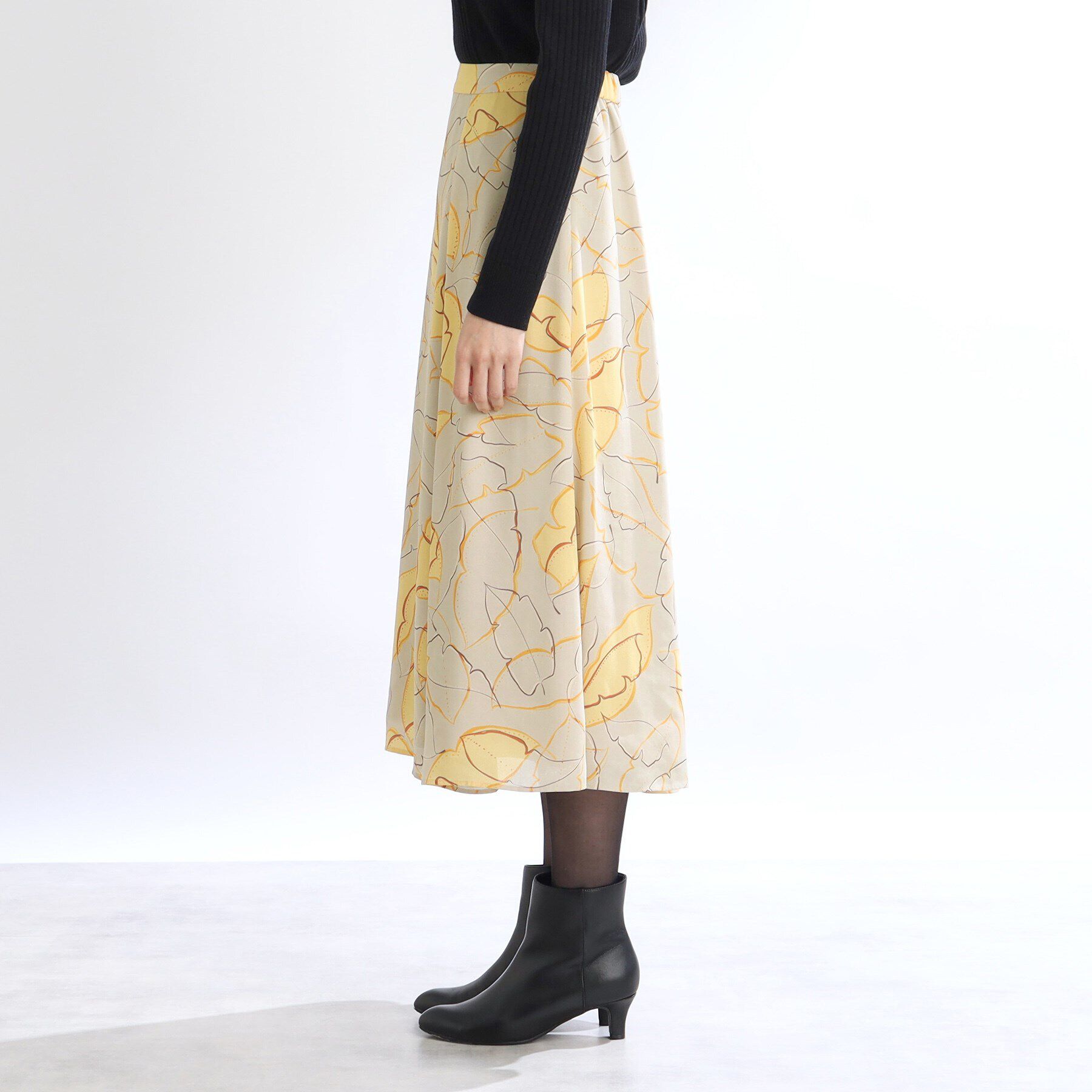 Reflect「【着映えスカート/WEB限定カラーあり／洗える】リーフプリントスカート」|スカート|