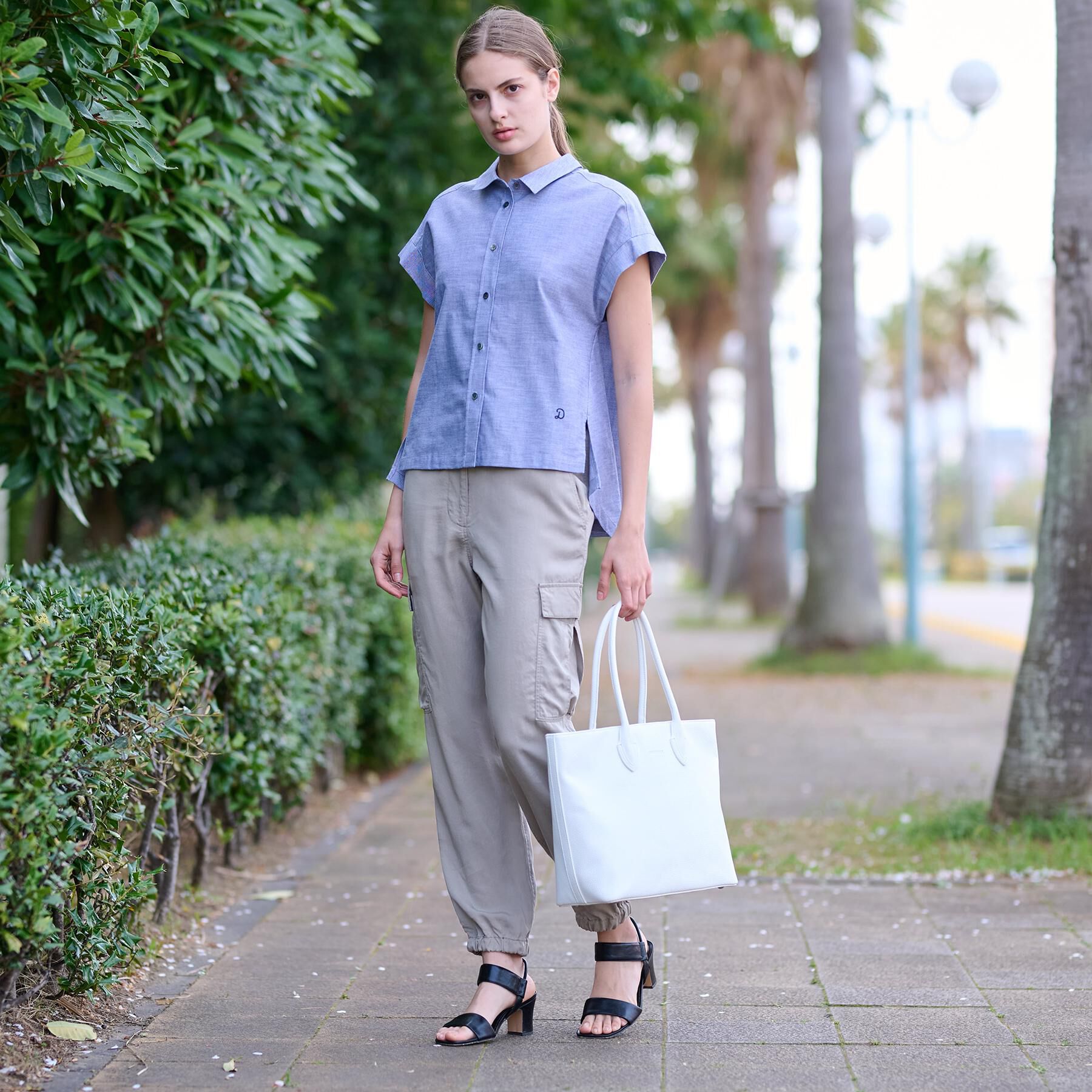 DRESSTERIOR「【日本製/コットン100％】バックフレアオックスシャツ」|シャツ・ブラウス|