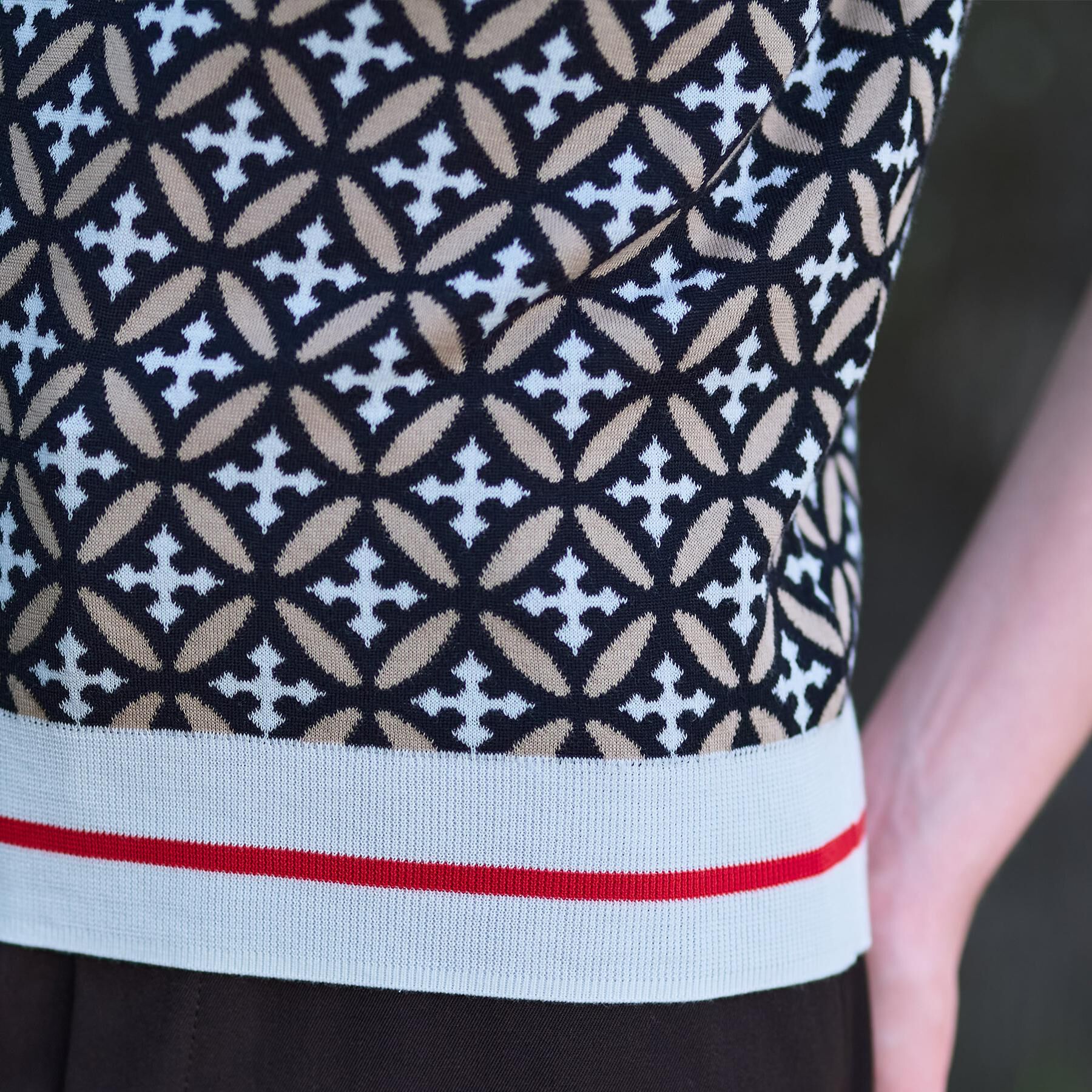 DRESSTERIOR「【コットン100％/オリジナル柄】オーバーラップサークルハーフスリーブニット」|ニット・セーター|