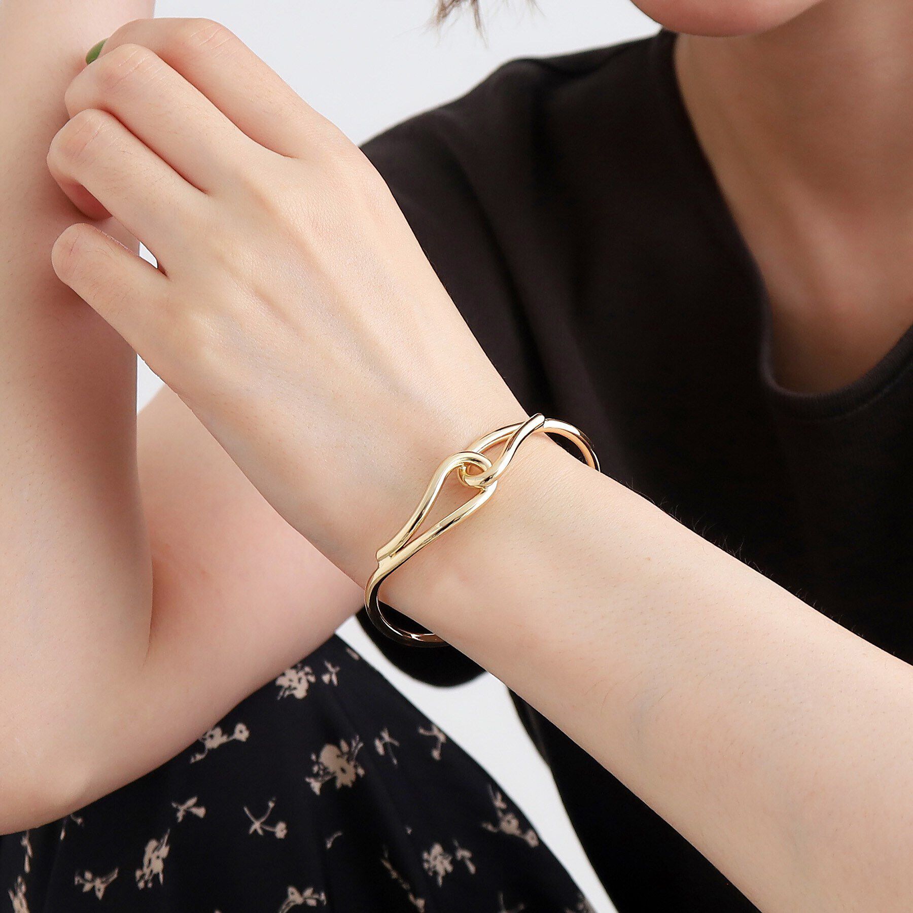 grove「メタルノットバングル」|ブレスレット・バングル|