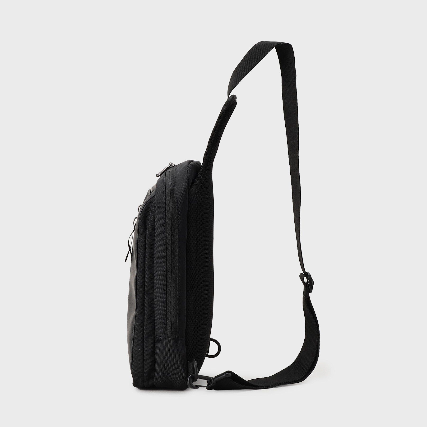 TAKEO KIKUCHI「ライトウエイト ボディバッグ」|ショルダー・メッセンジャー|