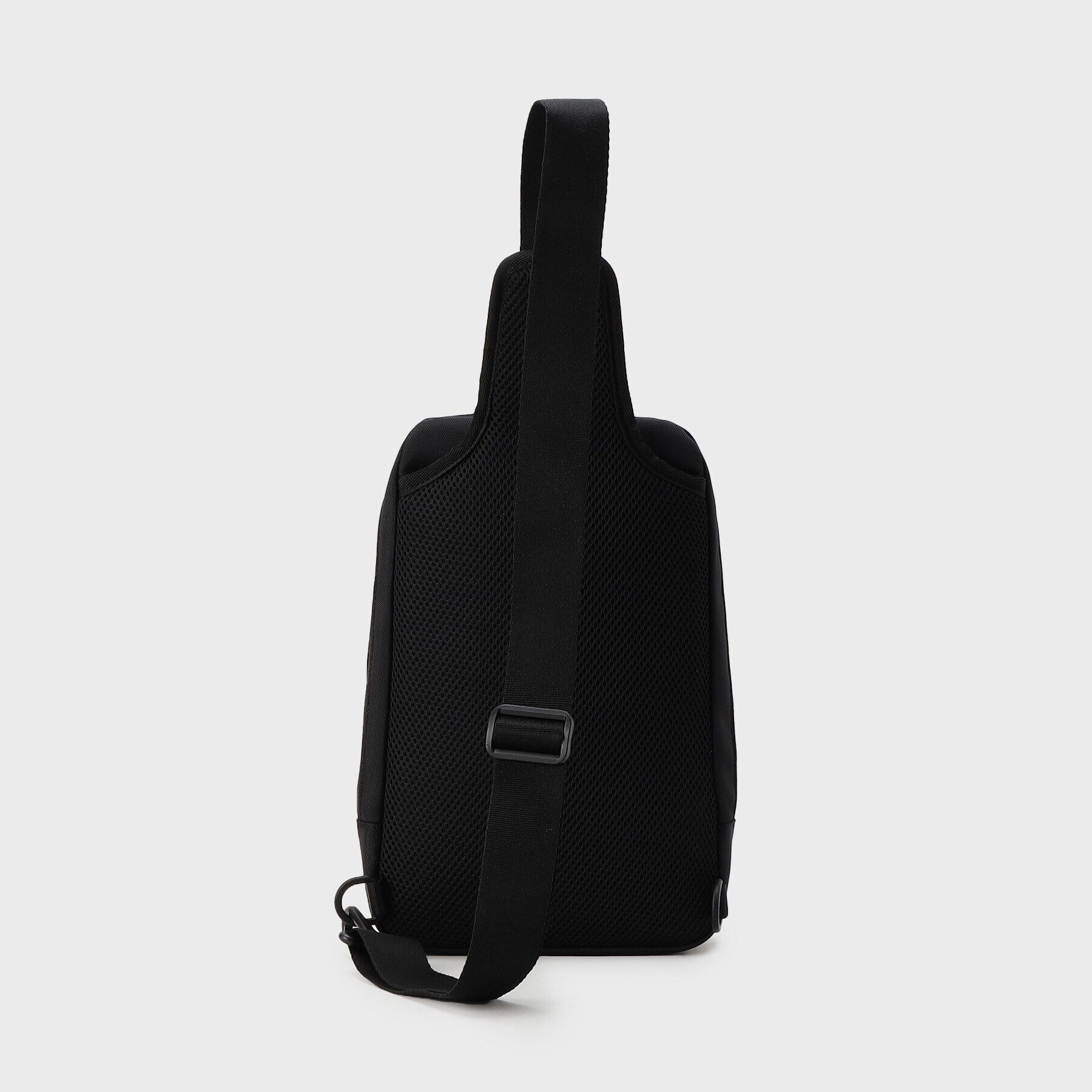 TAKEO KIKUCHI「ライトウエイト ボディバッグ」|ショルダー・メッセンジャー|