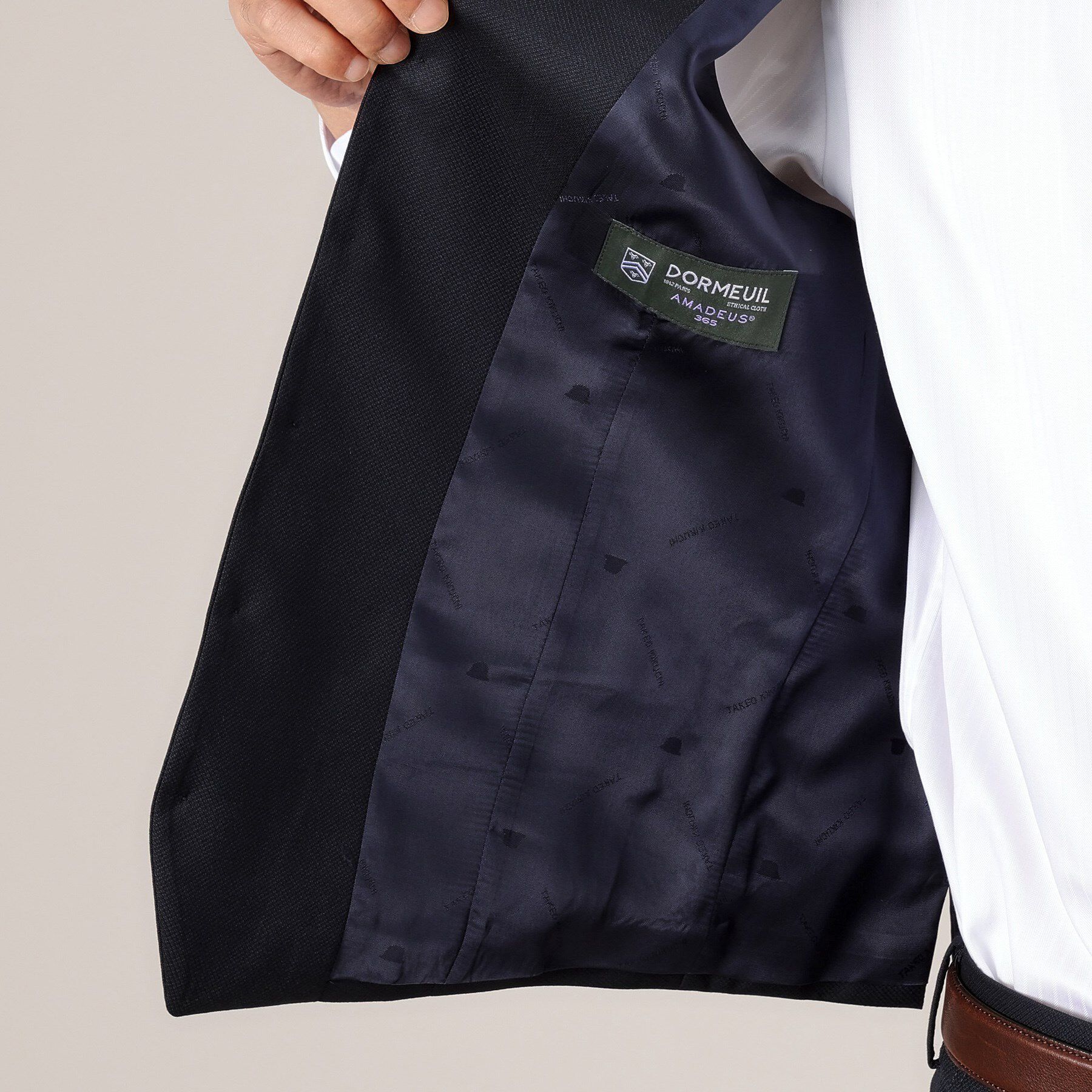 TAKEO KIKUCHI「【DORMEUIL AMADEUS365】ダイアゴナル柄 ベスト /3ピース対応」|スーツ|