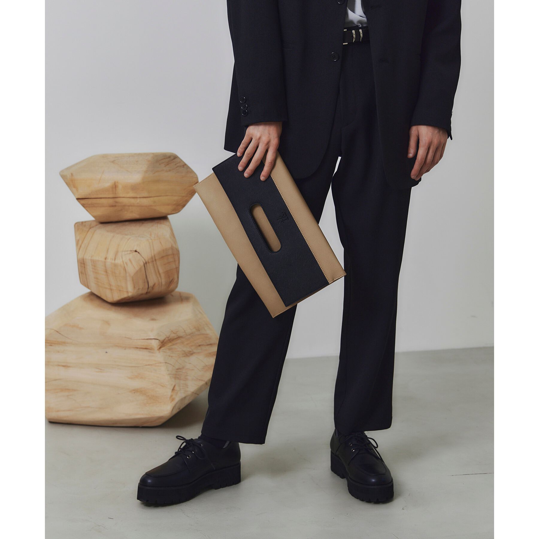 tk.TAKEO KIKUCHI「【WEB限定】レザー調クラッチバッグ」|クラッチバッグ|