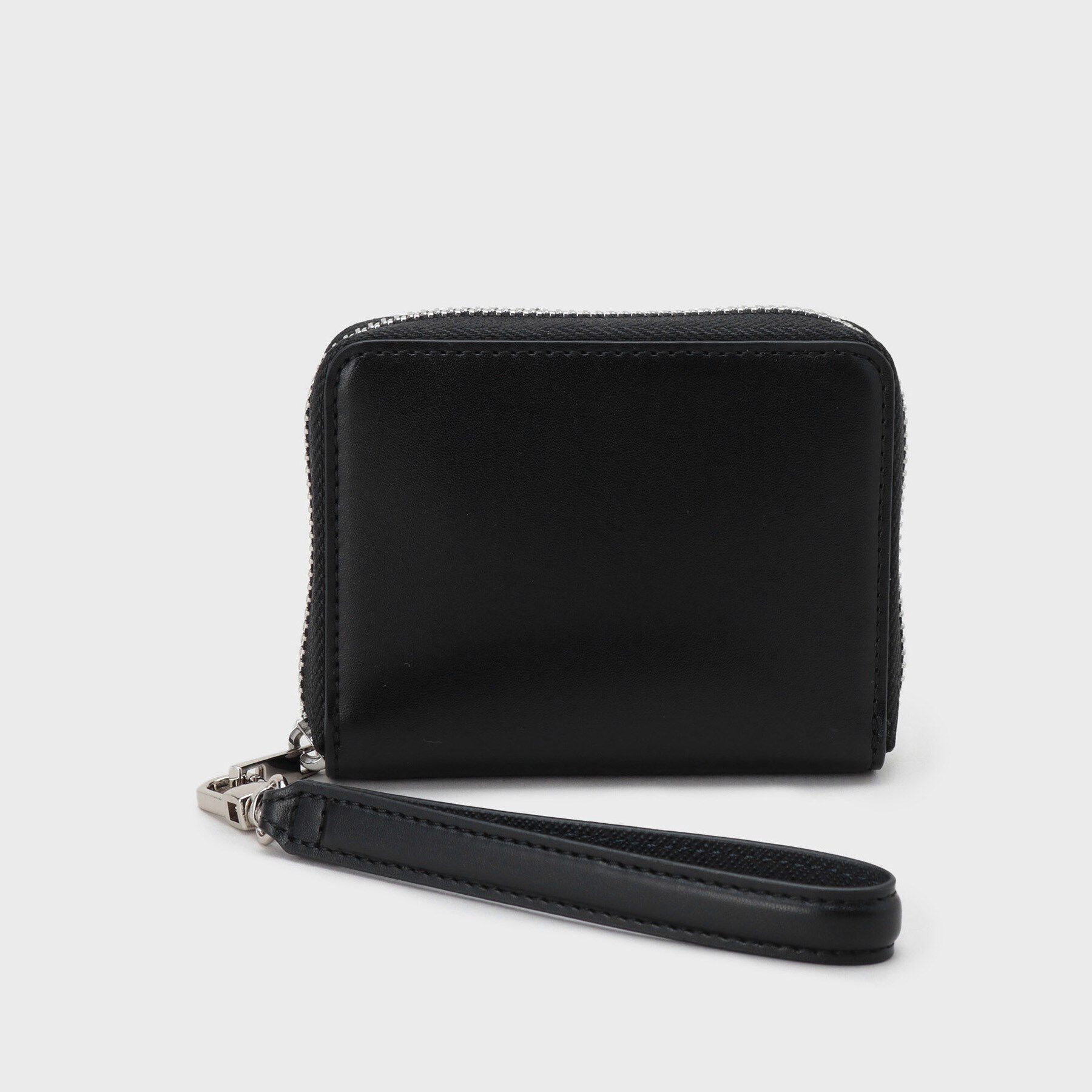 tk.TAKEO KIKUCHI「ストラップ付三方ZIPウォレット」|財布|ブラック(019)