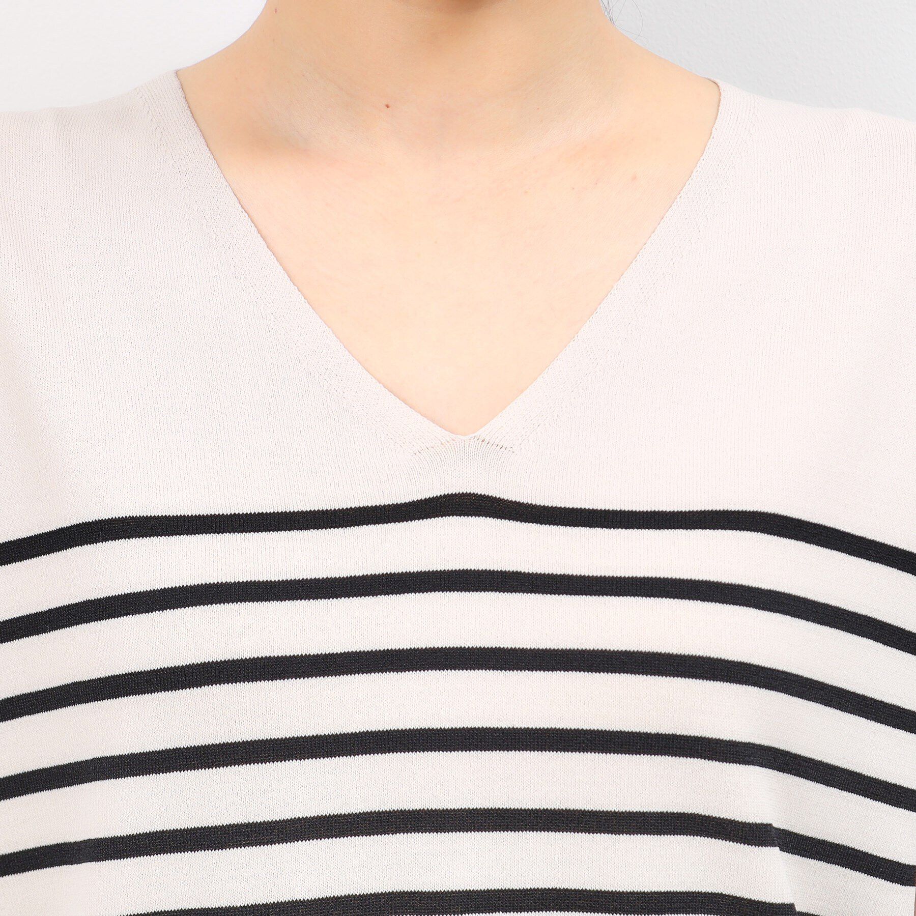 OPAQUE.CLIP「クールタッチVネックフレンチスリーブニット【UVケア/接触冷感/洗濯機洗い可】」|ニット・セーター|