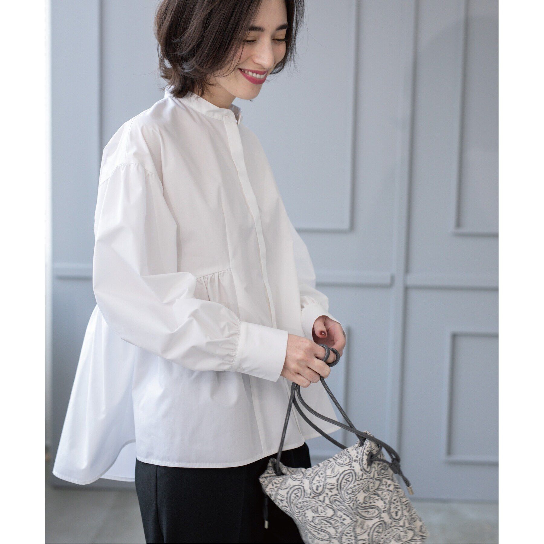 OPAQUE.CLIP「バンドカラーペプラムシャツ【洗濯機洗い可】」|シャツ・ブラウス|ホワイト(001)