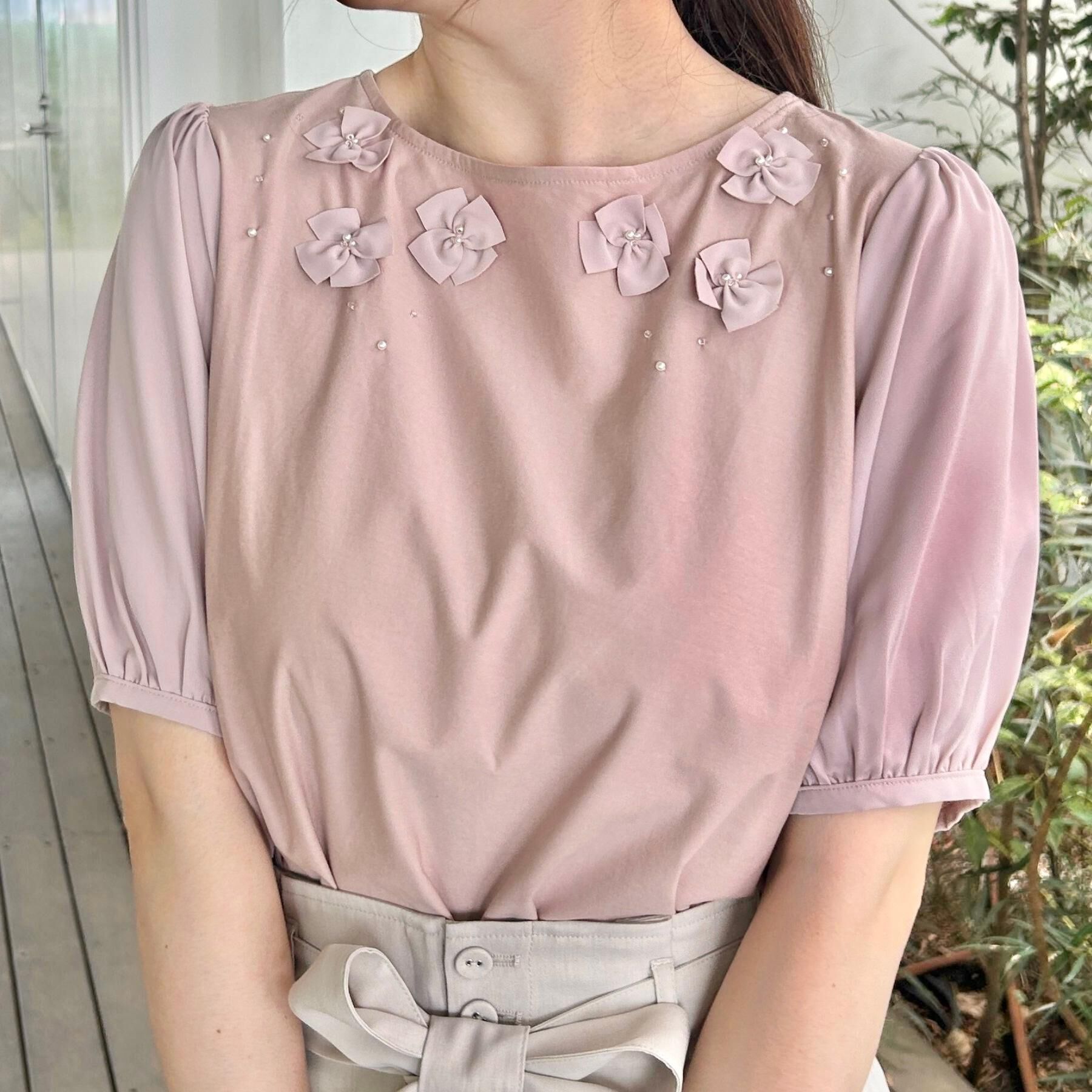 Couture broach「【接触冷感・UVカット】シフォンフラワーエンブロドッキングカットソー」|Tシャツ・カットソー|