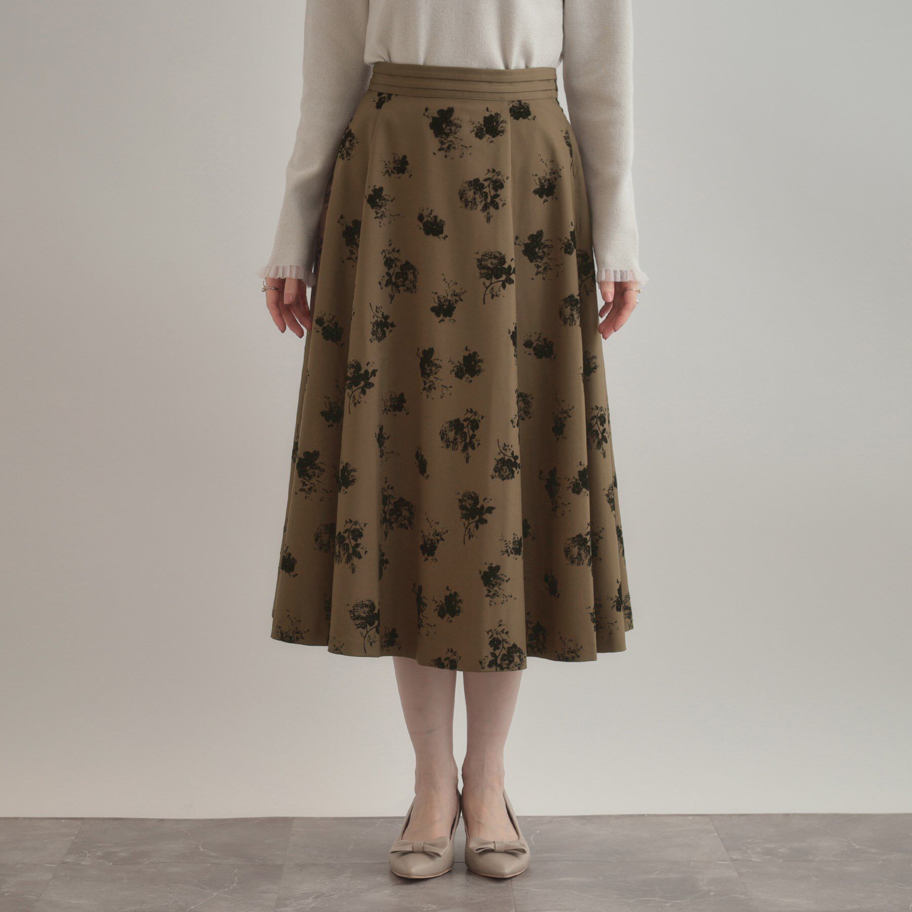Couture broach「【美シルエット・通勤】フロッキーフラワープリントスカート」|スカート|