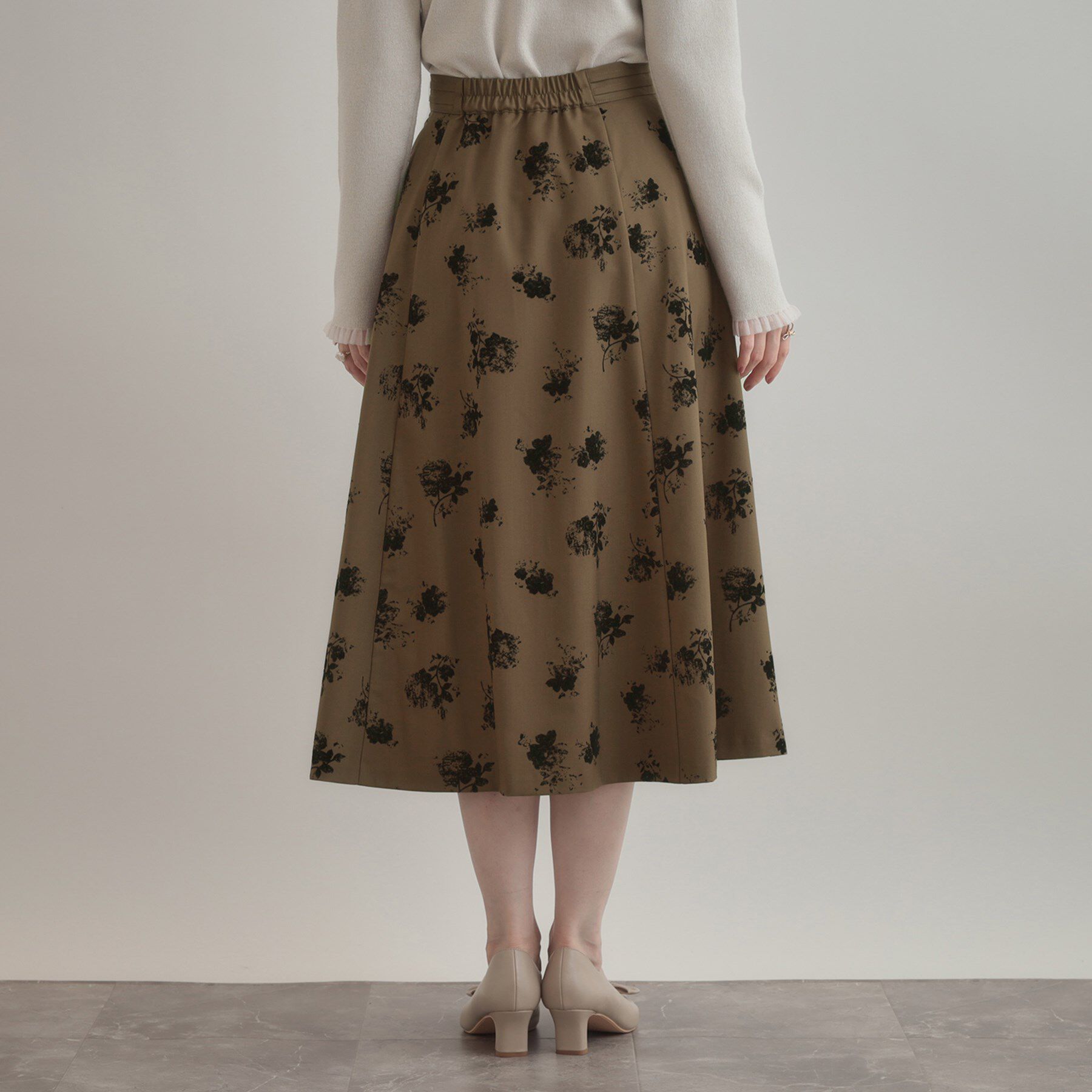 Couture broach「【美シルエット・通勤】フロッキーフラワープリントスカート」|スカート|