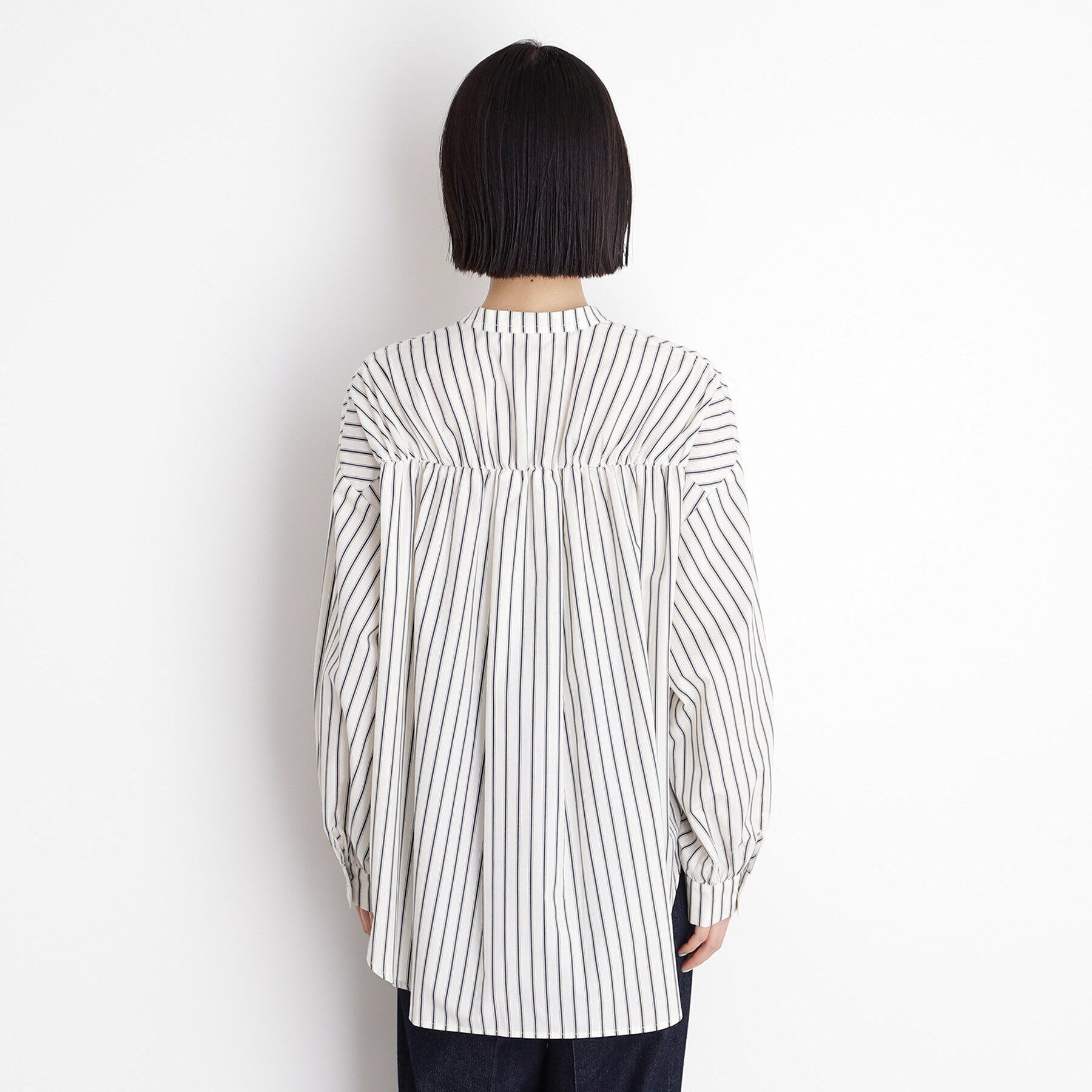 THE SHOP TK「バックシャーリングシャツ【洗える】」|シャツ・ブラウス|