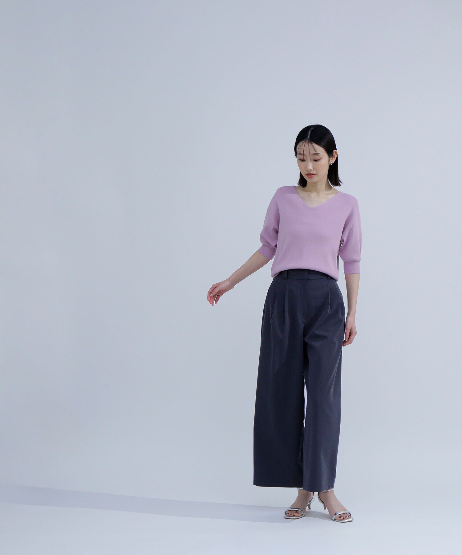  「総針ベーシックシリーズ Vネックニット」|ニット・セーター|