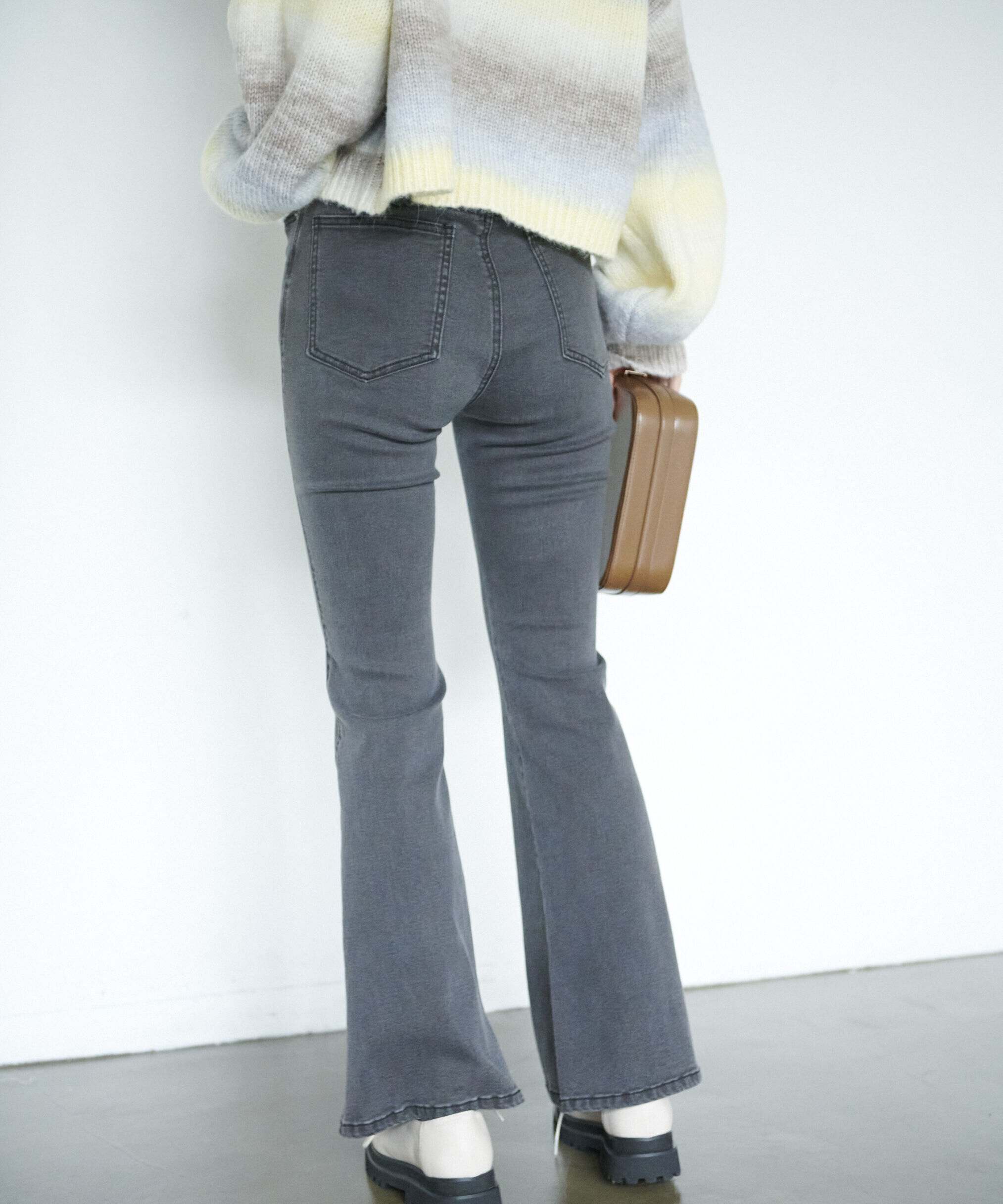  「[Sシリーズ対応商品]内スリットベルボトムデニムパンツ」|その他|