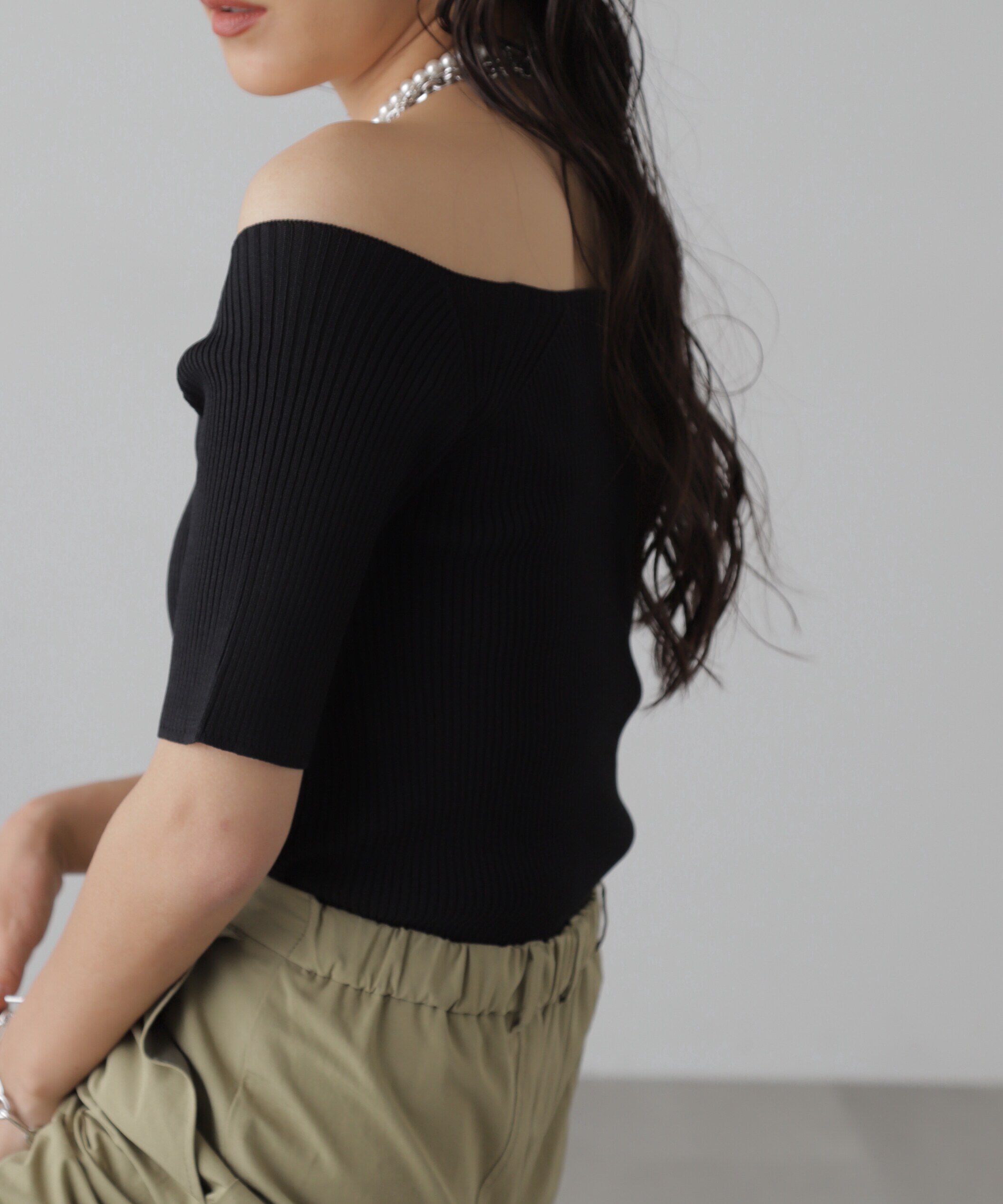  「コンパクトオフショルリブニット」|ニット・セーター|