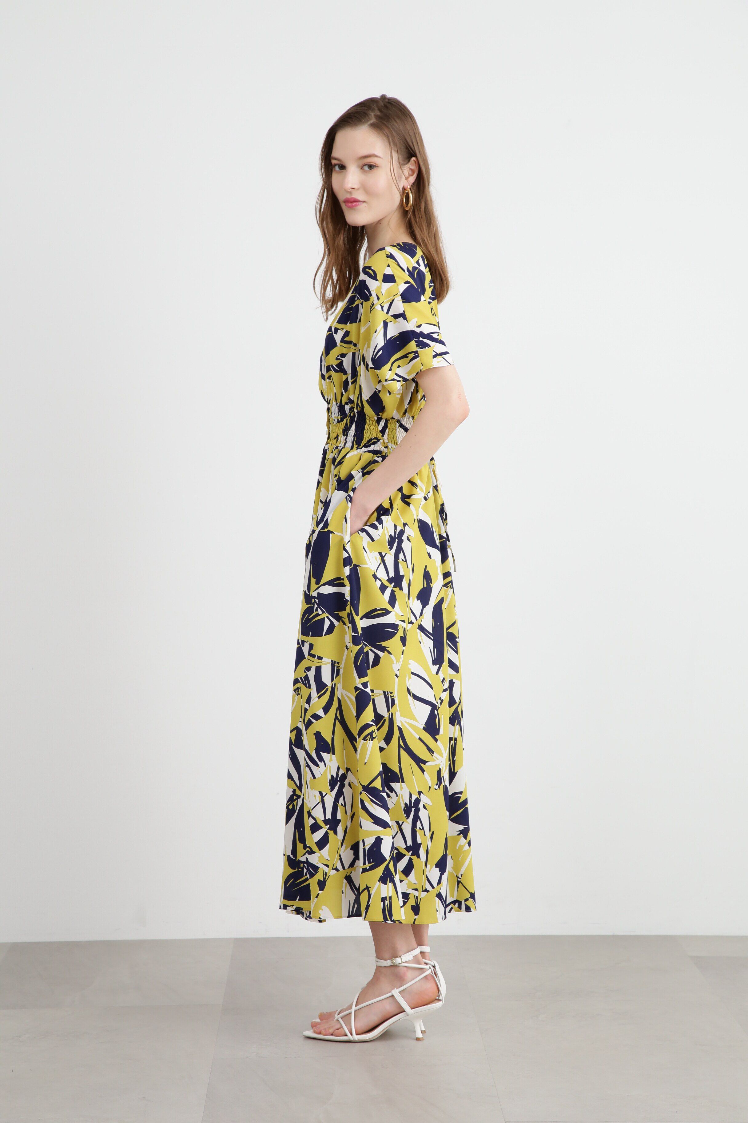  「◆ティアードリーフプリントシャーリングワンピース」|ワンピース|