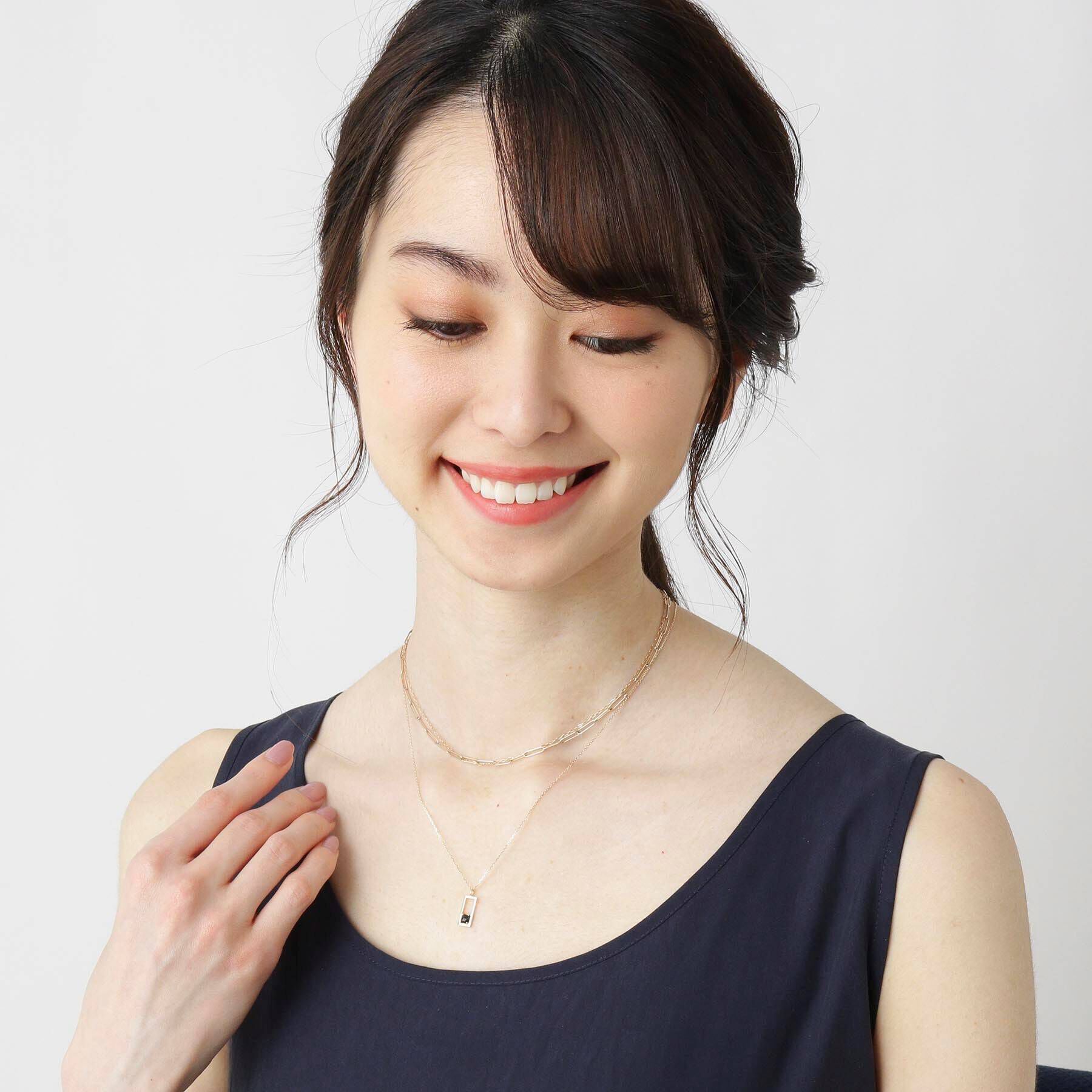 COCOSHNIK「K10カラーストーン（オニキス）クッションローズカット 長角ネックレス」|ネックレス|