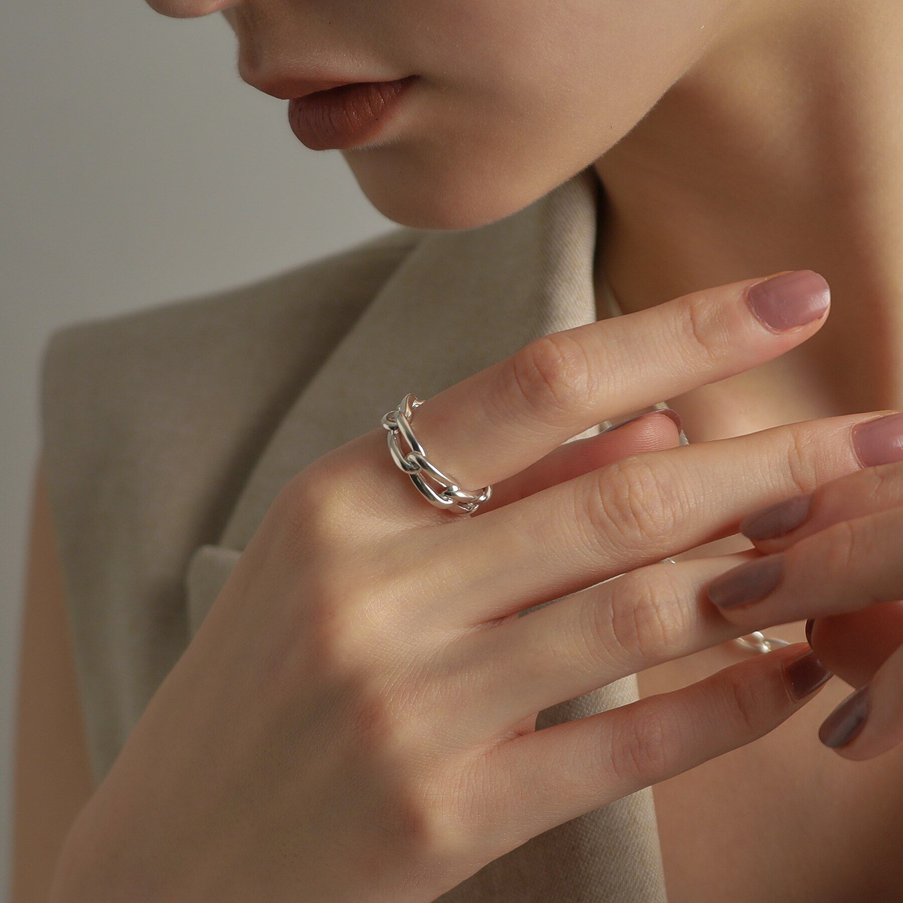 COCOSHNIK ONKITSCH「シルバー ロングカーブチェーンモチーフリング」|リング|