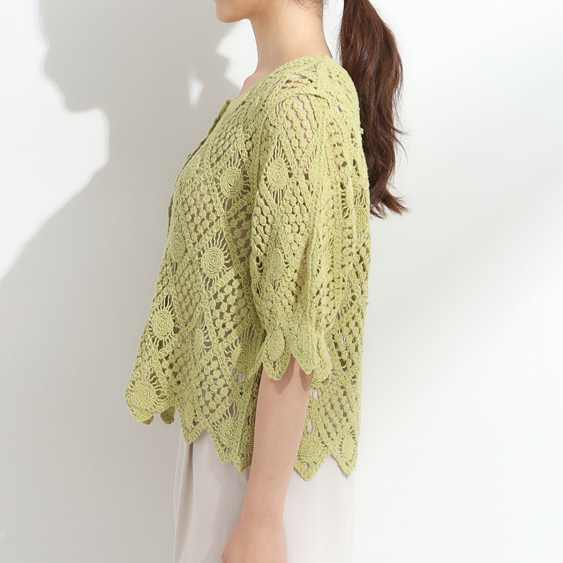 SHOO･LA･RUE「【2WAY】大人のほんのり甘いスタイルに クロシェレースカーディガン」|カーディガン|