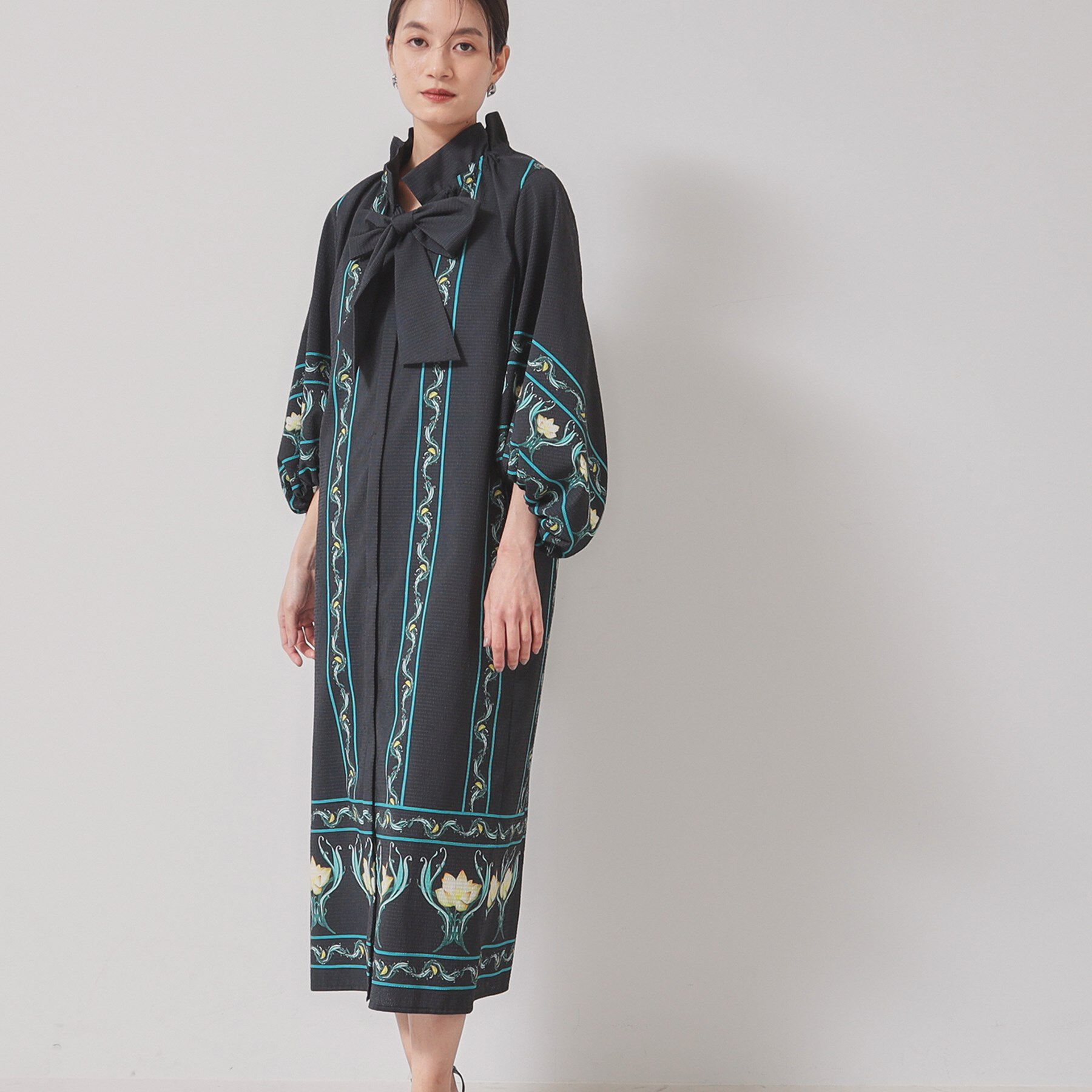 SunaUna「【スタンドフリル＆リボン】オリエンタルパネルワンピース」|ワンピース|